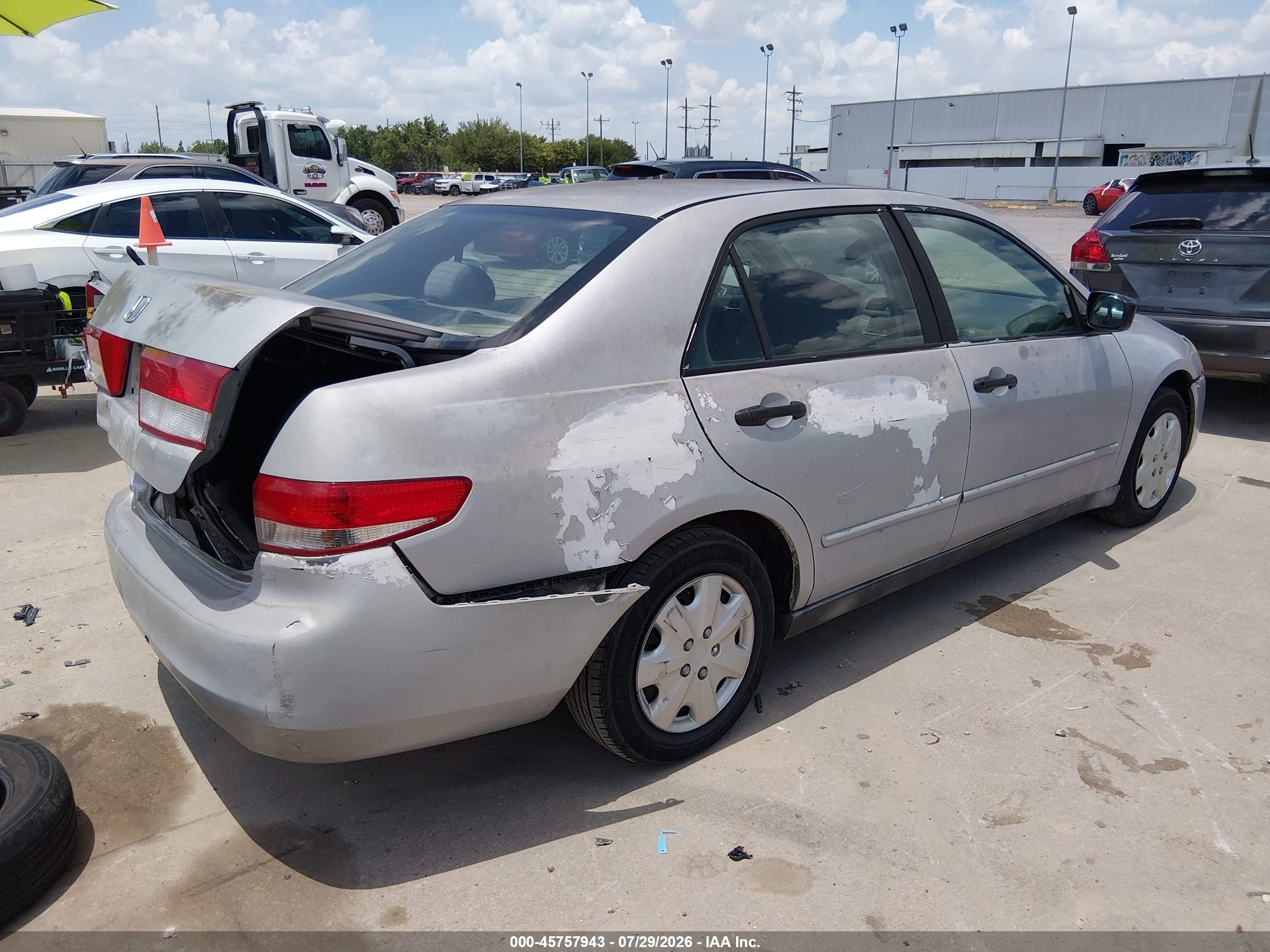 2003 Honda Accord 2.4 Dx Silver vin: 1HGCM56173A074093