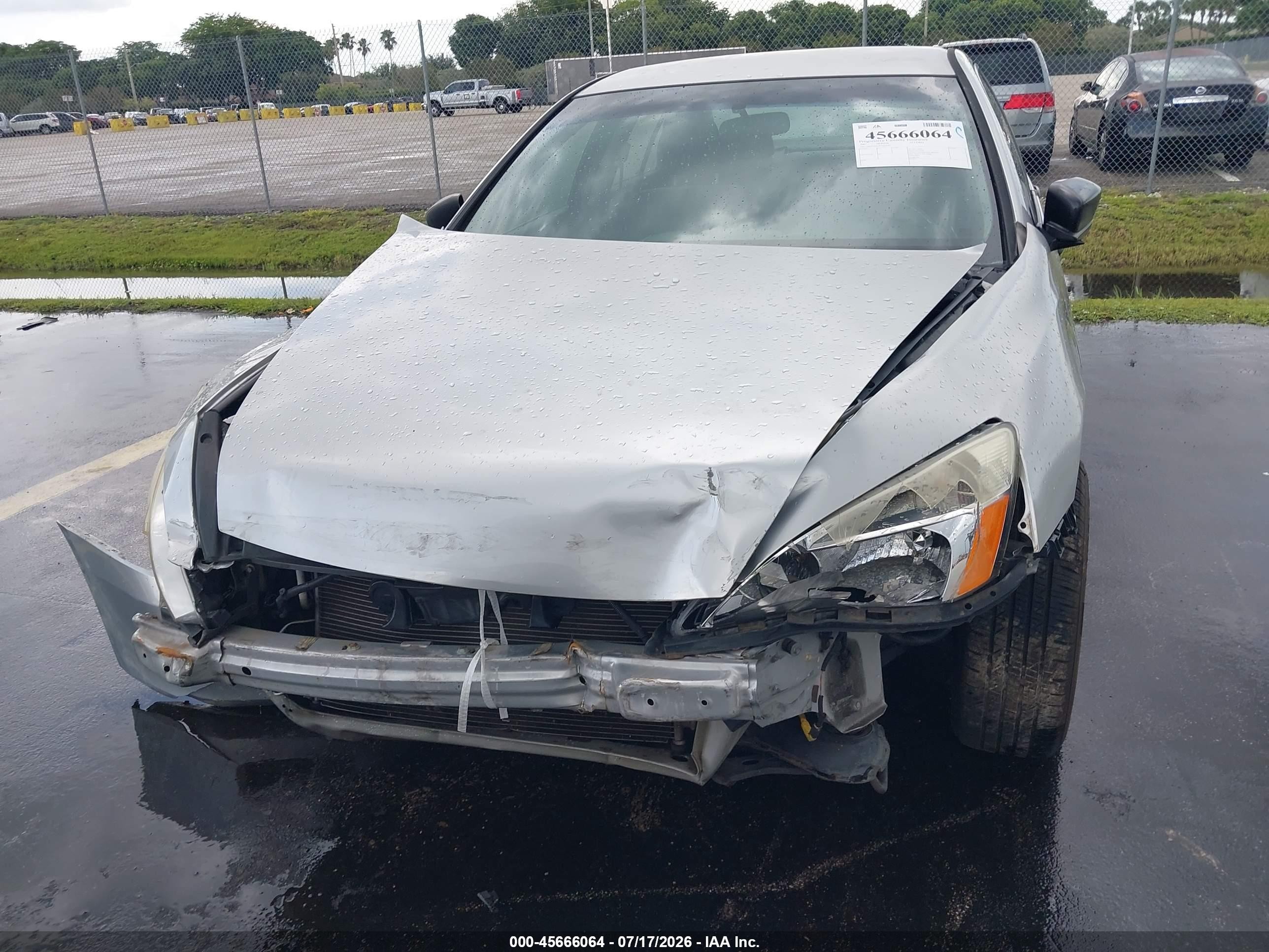 2007 Honda Accord 2.4 Vp Silver vin: 1HGCM56187A029587