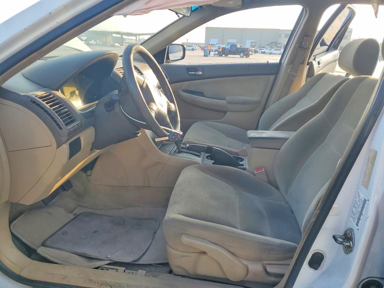 2007 Honda Accord Value Белый vin: 1HGCM56187A068809