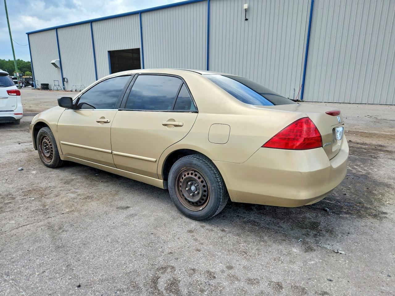 2007 Honda Accord Value Gold vin: 1HGCM56187A075596