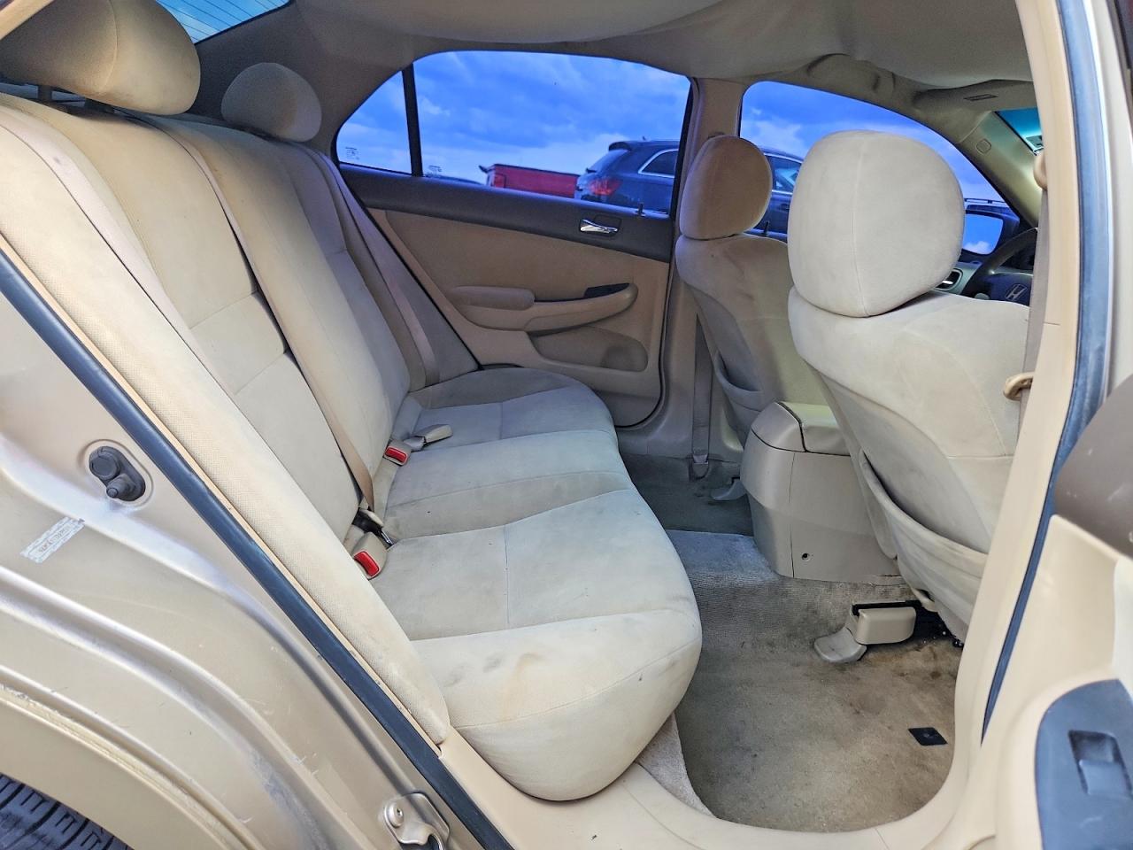2007 Honda Accord Value Gold vin: 1HGCM56187A075596
