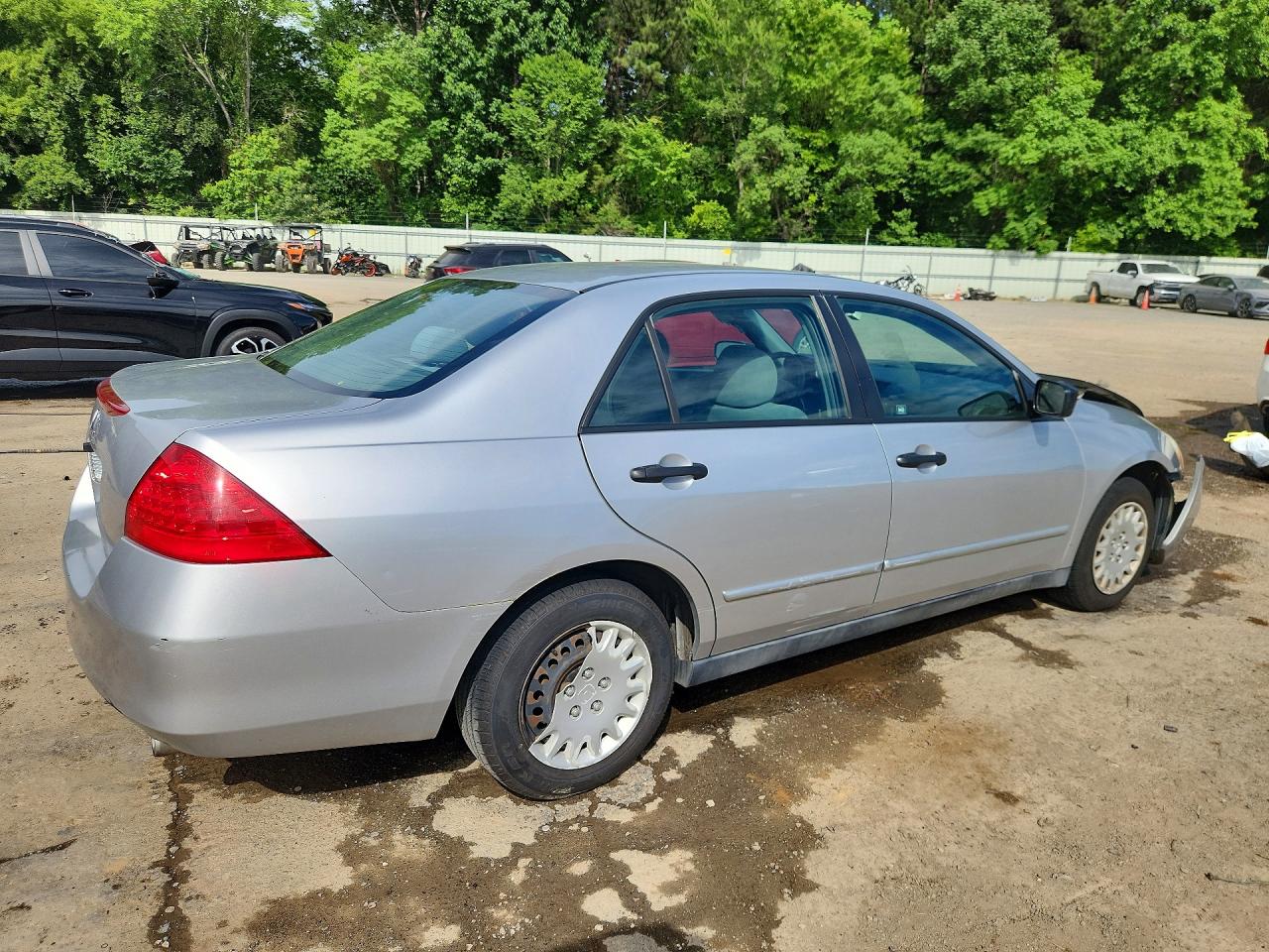 2007 Honda Accord Value Серебряный vin: 1HGCM56187A140530