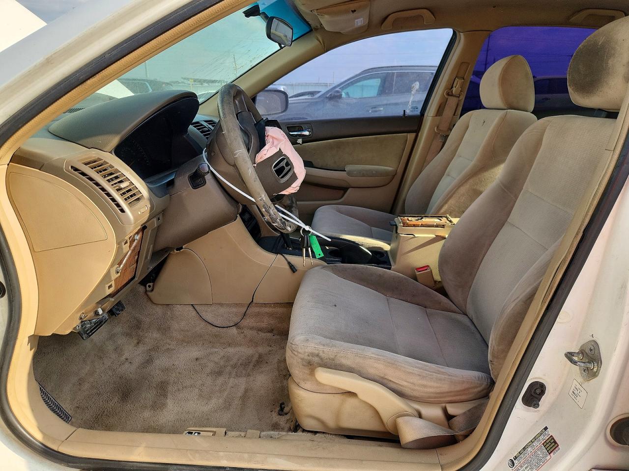 2004 Honda Accord Dx White vin: 1HGCM56194A151063