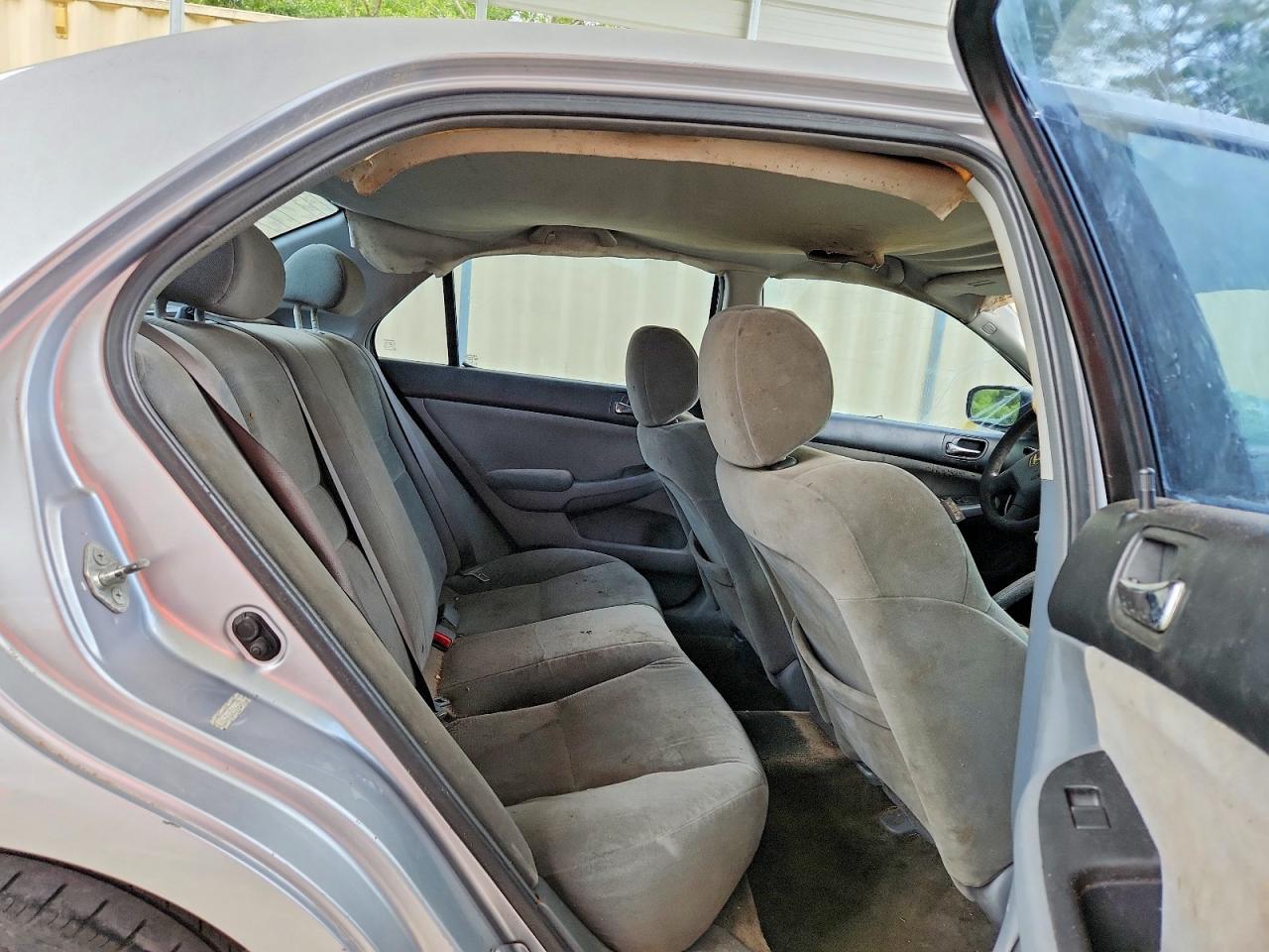 2007 Honda Accord Value Silver vin: 1HGCM56197A032076