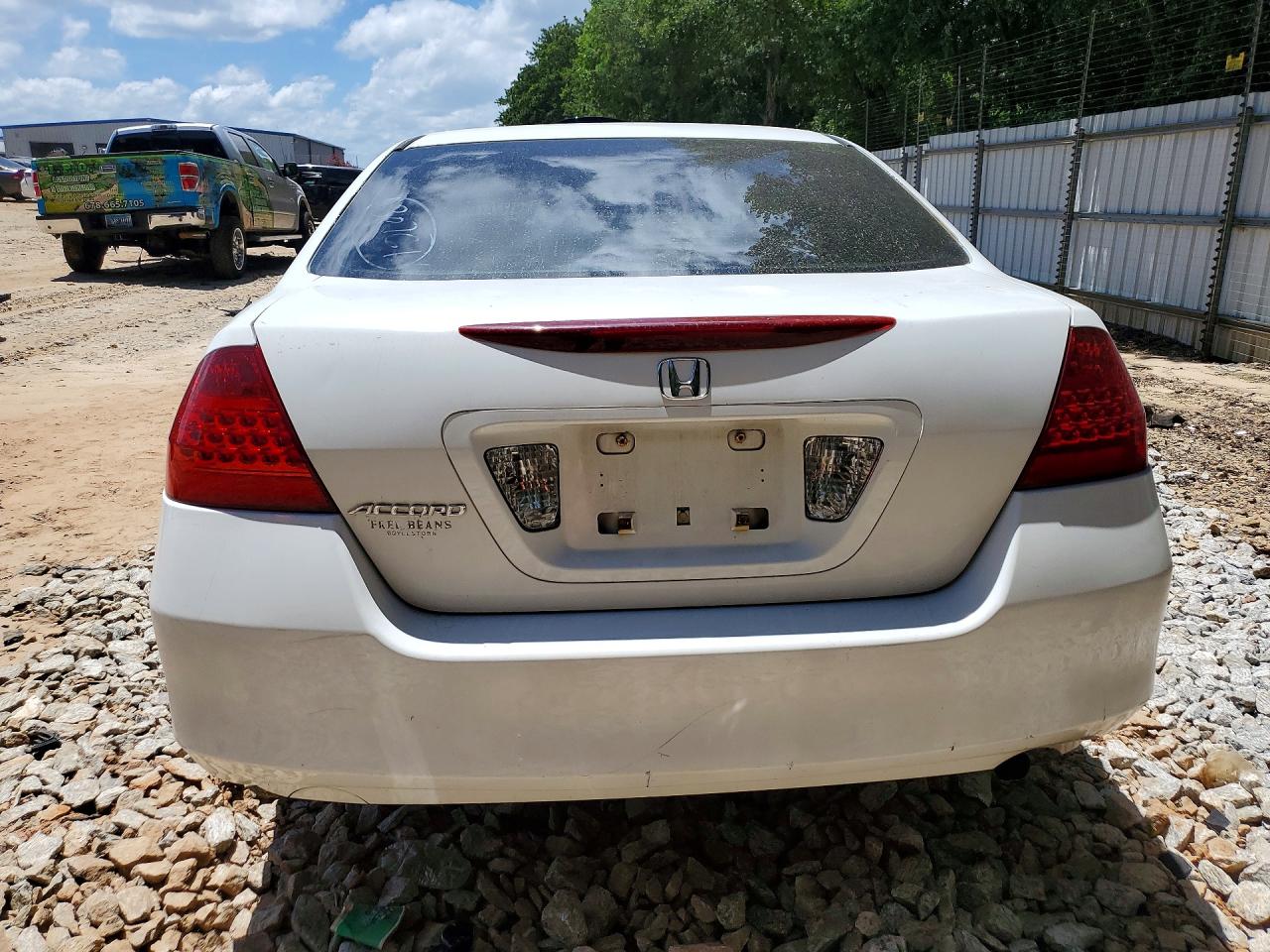 2007 Honda Accord Value White vin: 1HGCM56197A111375
