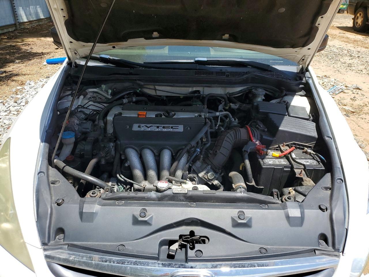 2007 Honda Accord Value White vin: 1HGCM56197A111375