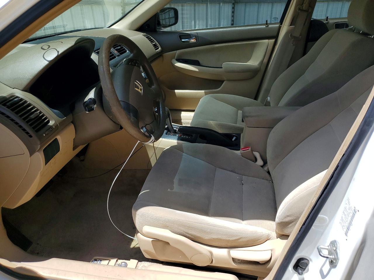 2007 Honda Accord Value White vin: 1HGCM56197A111375