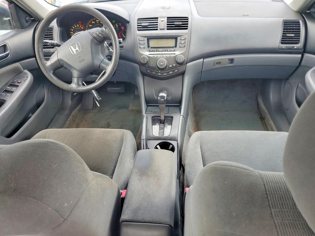 2007 Honda Accord Value Серебряный vin: 1HGCM56197A217079