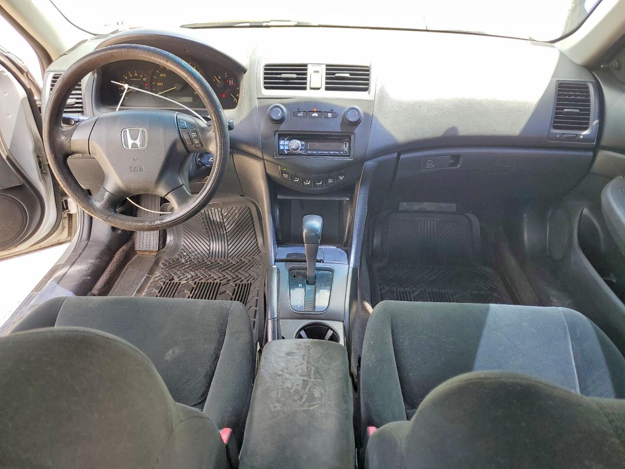 2006 Honda Accord Value Silver vin: 1HGCM561X6A015124