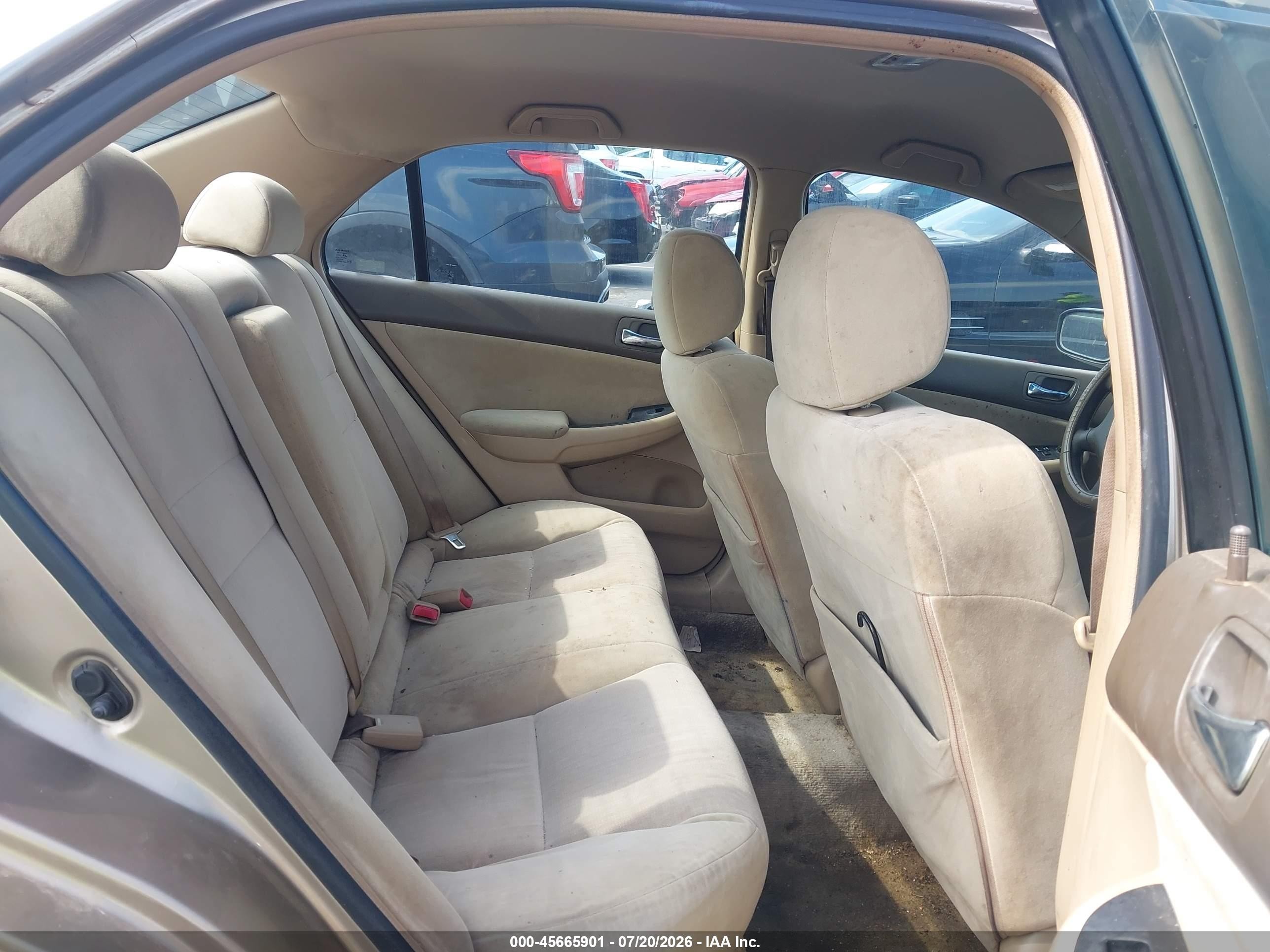 2004 Honda Accord 2.4 Lx Champagne vin: 1HGCM56304A114601