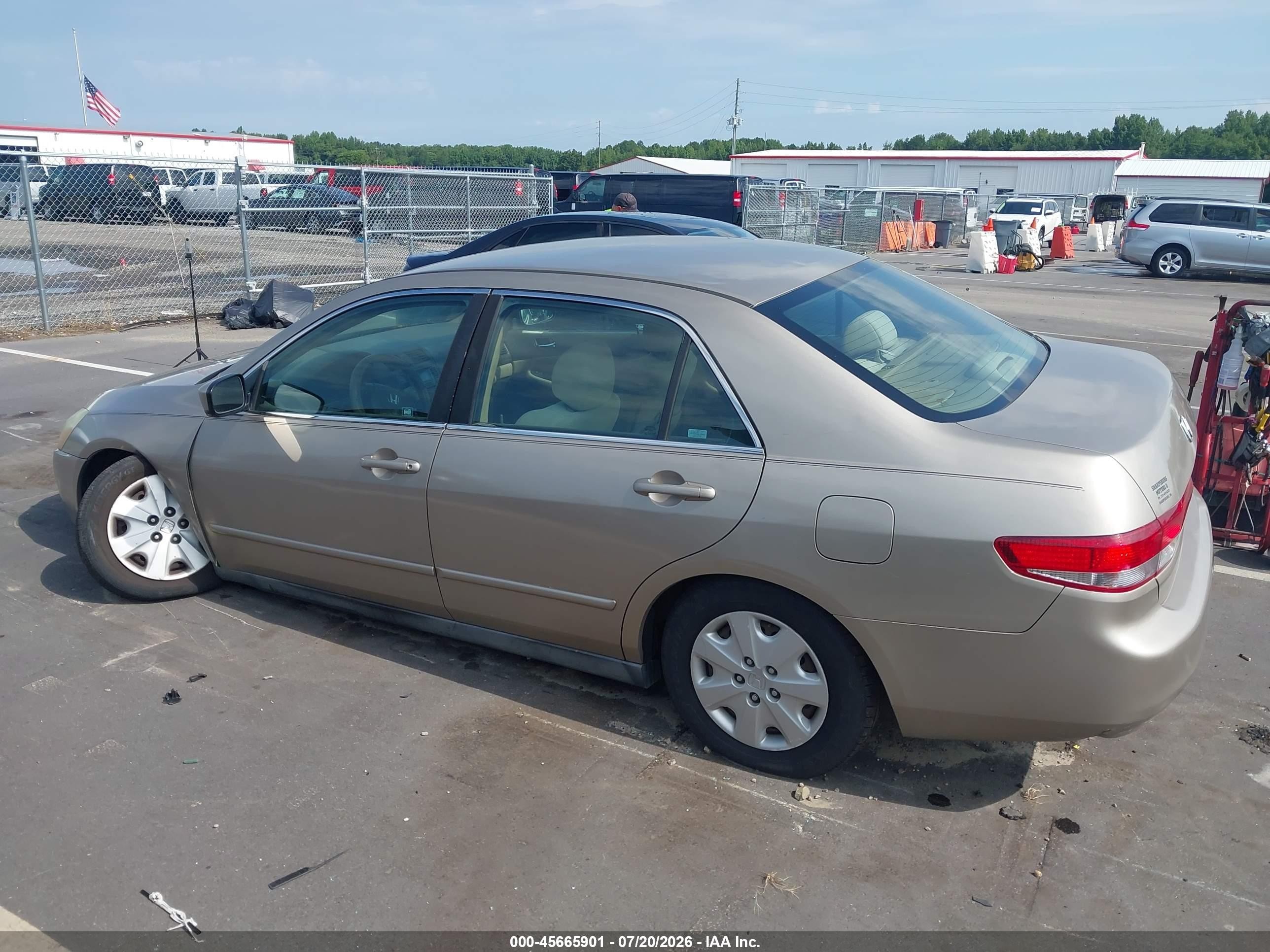 2004 Honda Accord 2.4 Lx Champagne vin: 1HGCM56304A114601