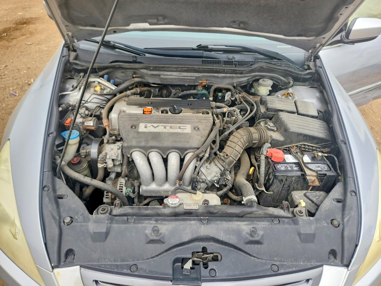 2004 Honda Accord Lx Silver vin: 1HGCM56304A142351