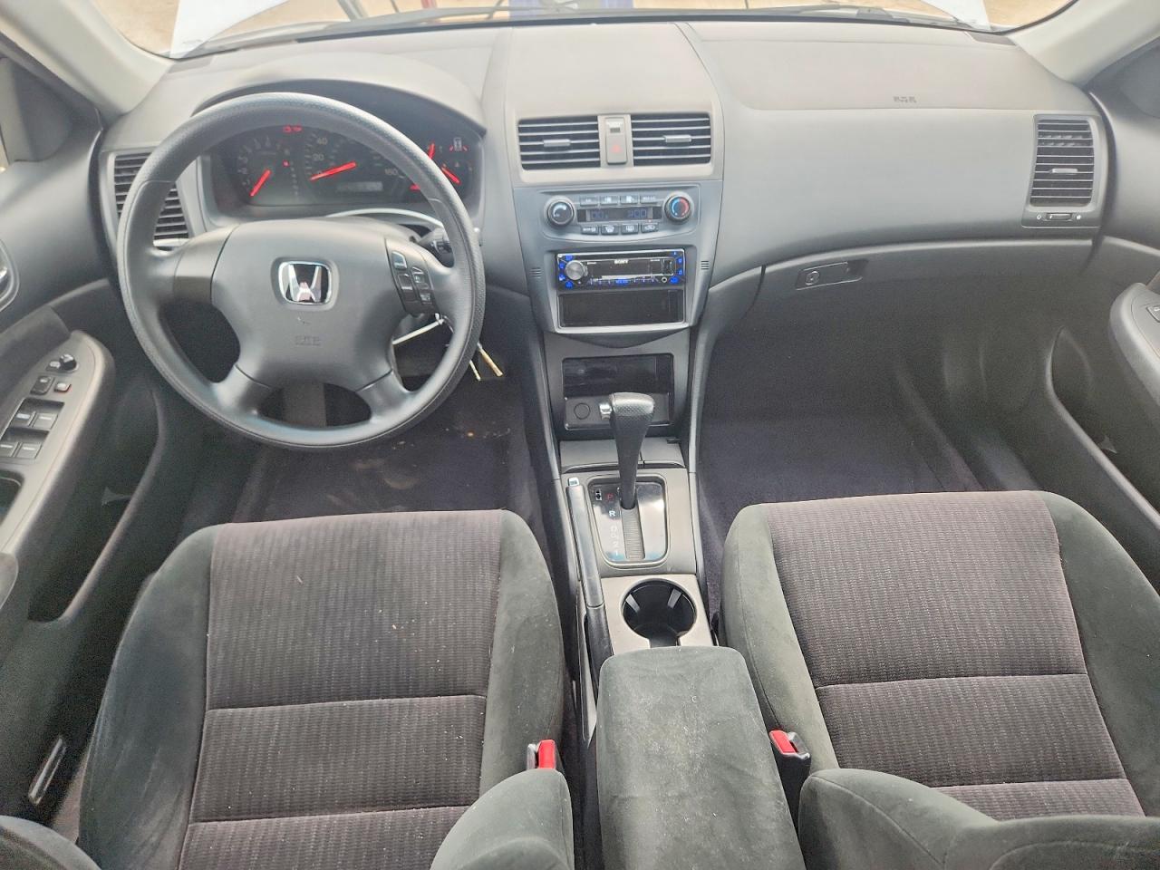 2004 Honda Accord Lx Silver vin: 1HGCM56304A142351