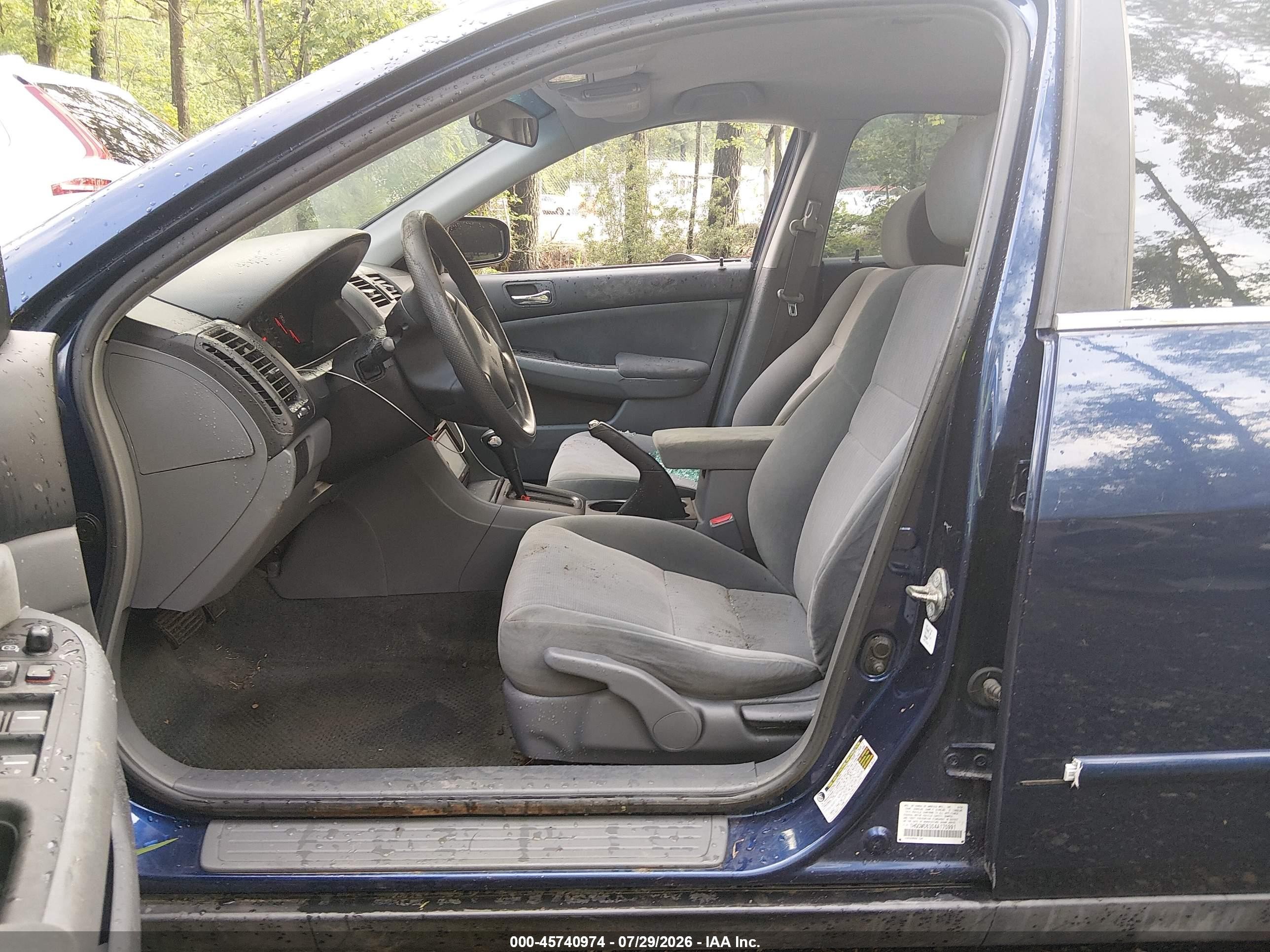 2004 Honda Accord 2.4 Lx Blue vin: 1HGCM56304A170991