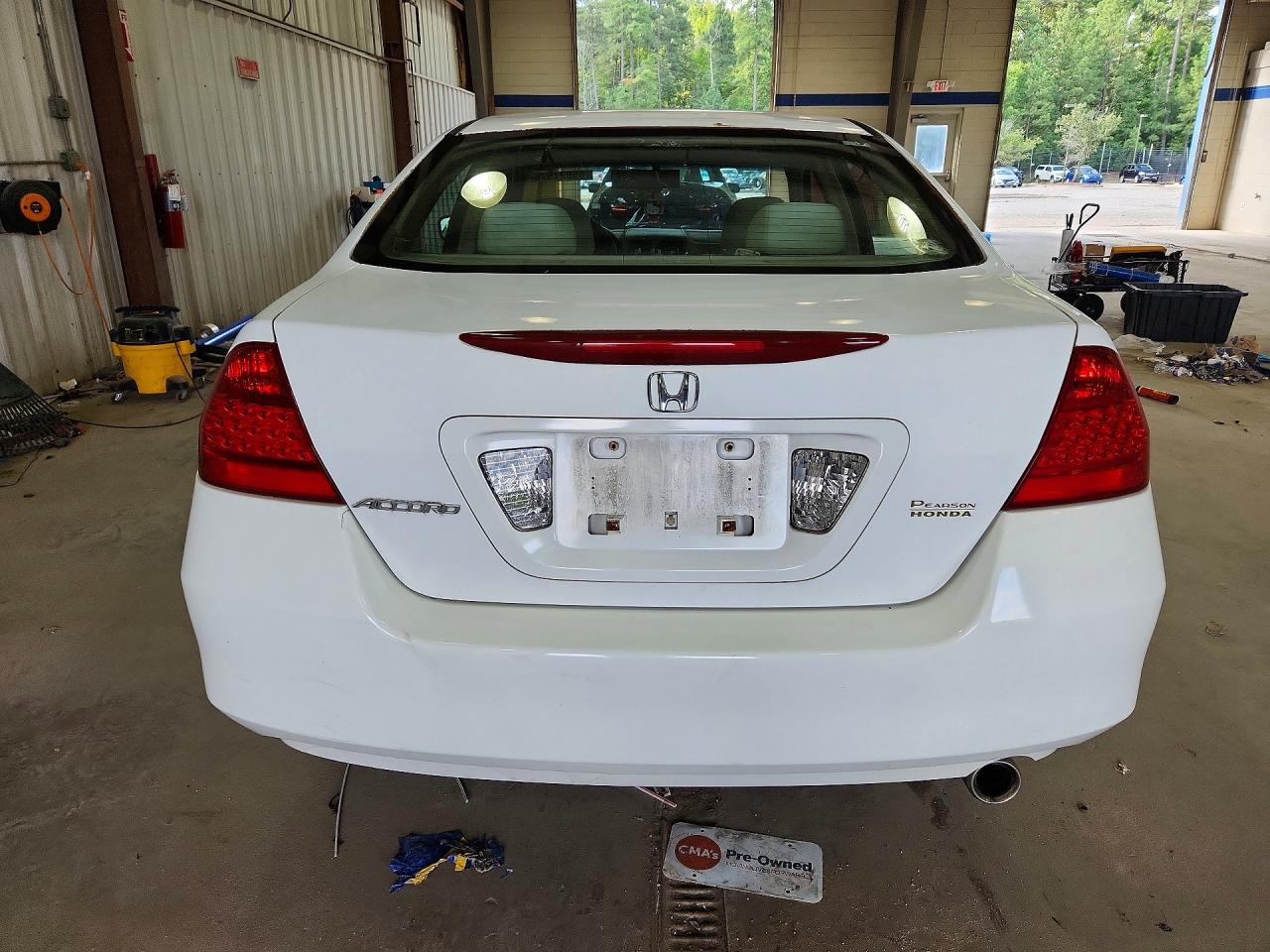 2007 Honda Accord Se White vin: 1HGCM56307A027639