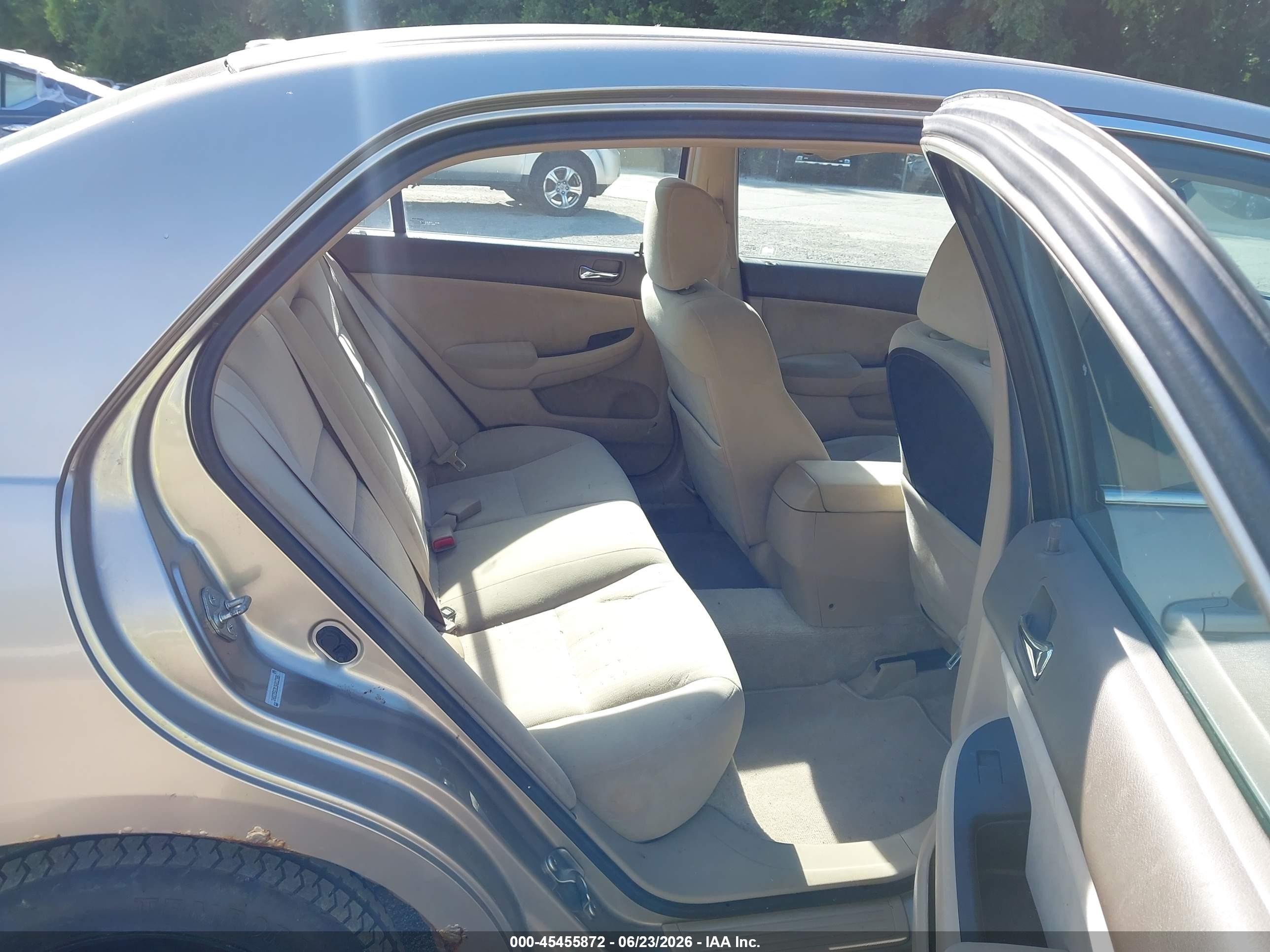 2003 Honda Accord Sdn Lx Cream vin: 1HGCM56313A012366