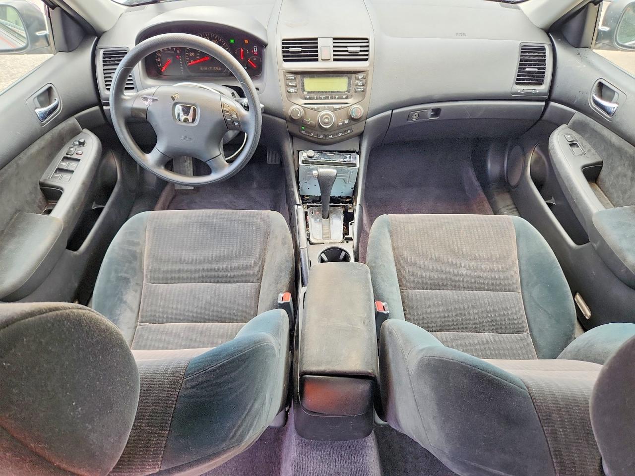 2003 Honda Accord Lx Серебряный vin: 1HGCM56313A025845