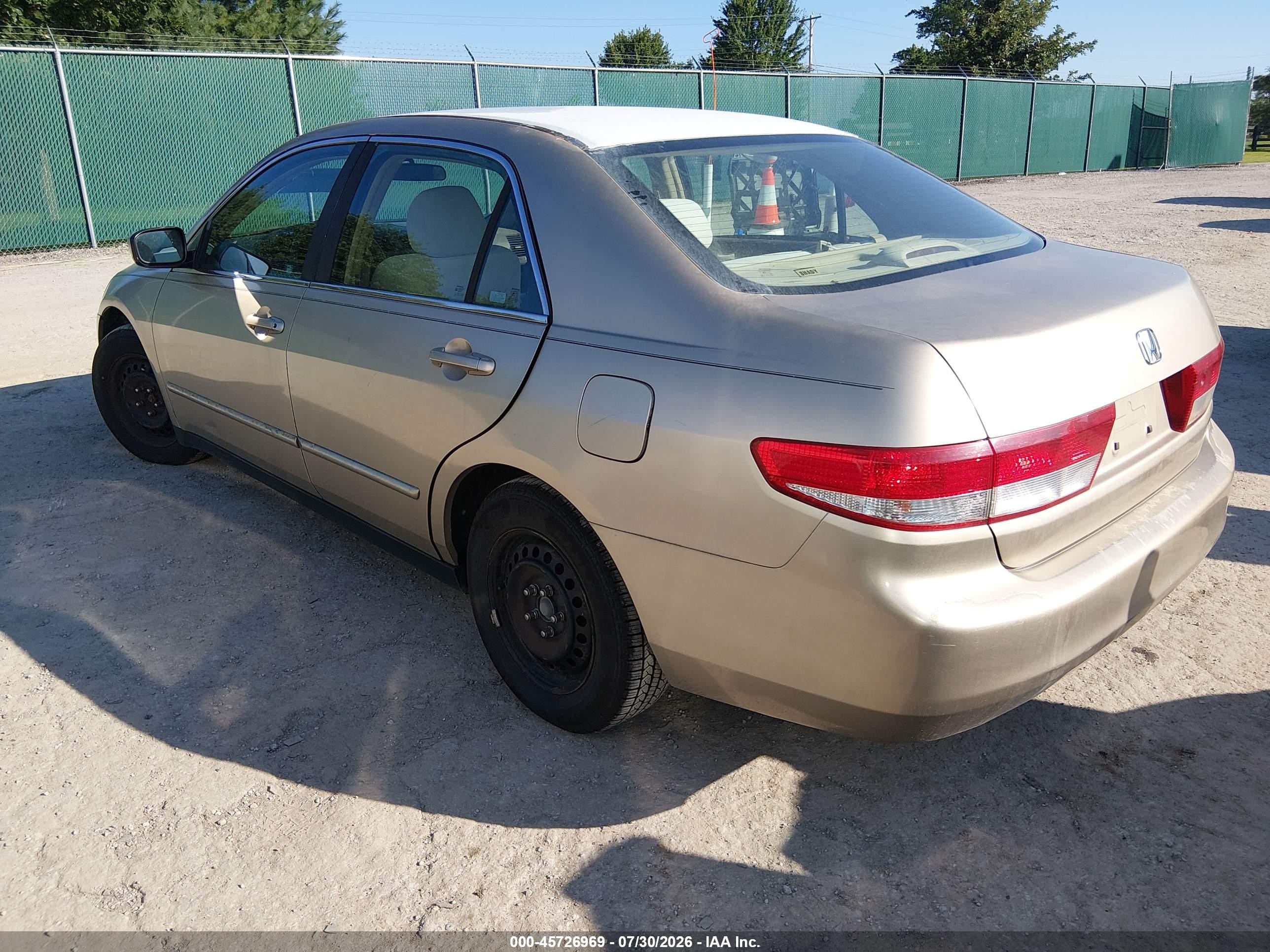 2003 Honda Accord 2.4 Lx Бежевый vin: 1HGCM56313A042922