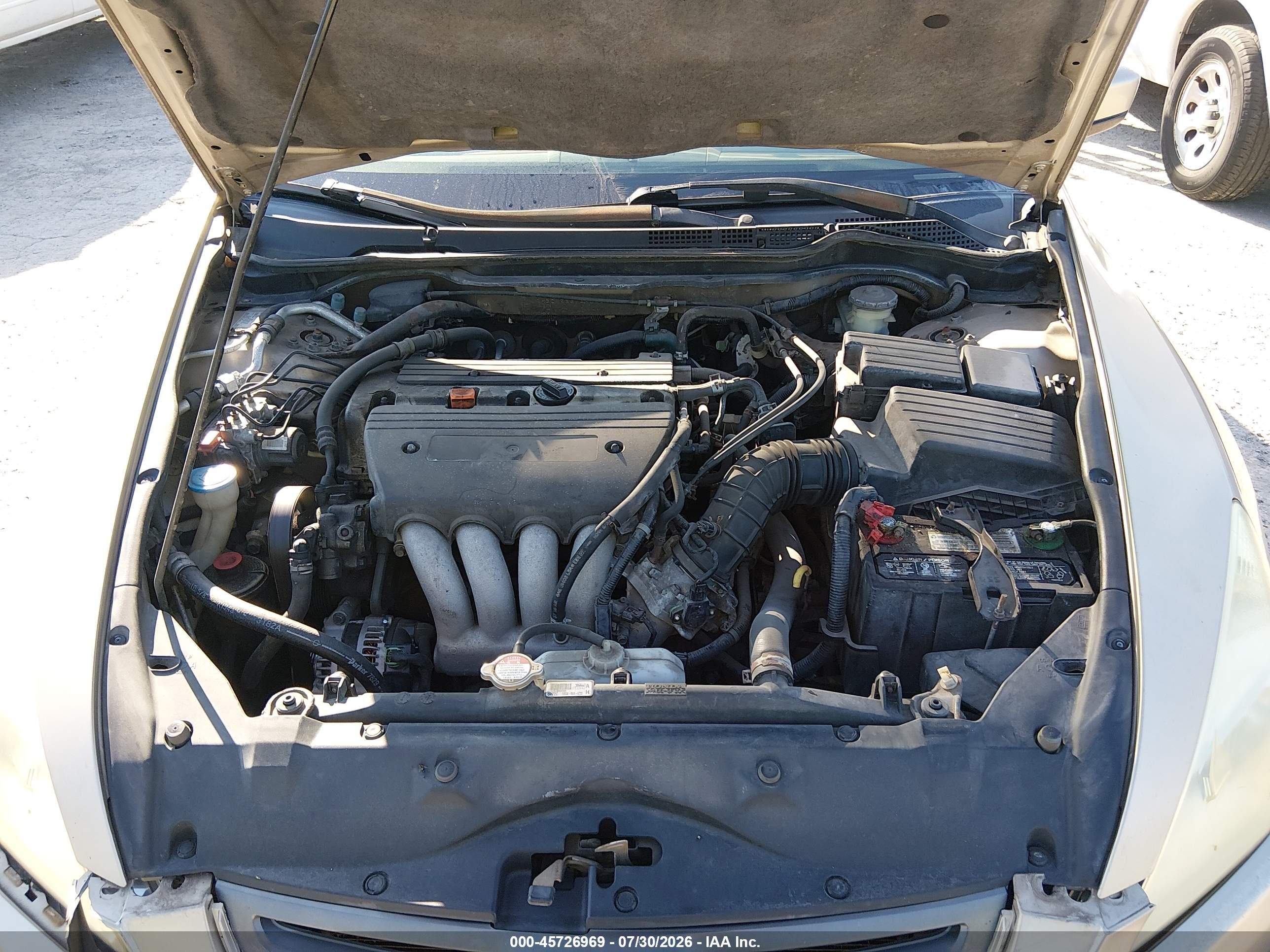 2003 Honda Accord 2.4 Lx Бежевый vin: 1HGCM56313A042922