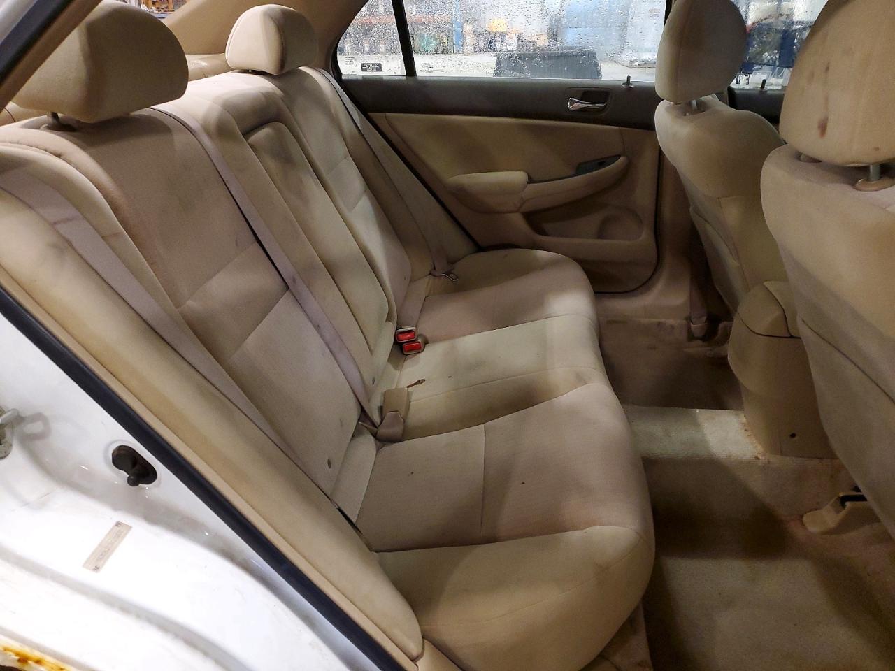 2003 Honda Accord Dx 25th Anniversary White vin: 1HGCM56313A128070
