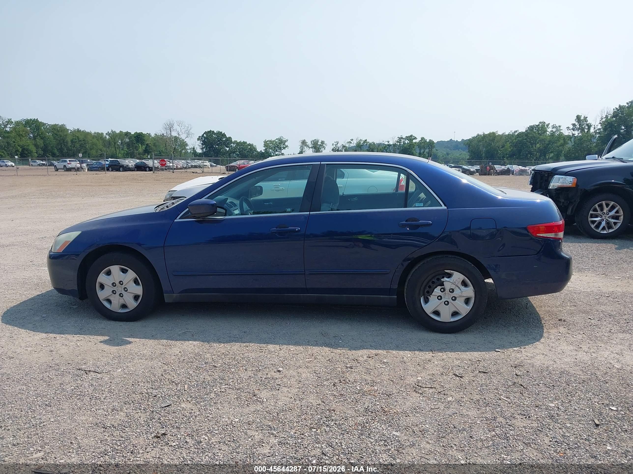 2004 Honda Accord 2.4 Lx Blue vin: 1HGCM56314A114915