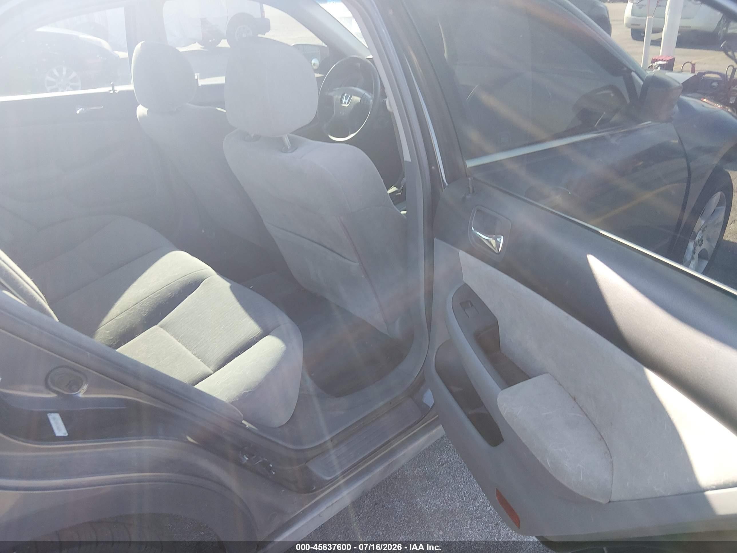 2004 Honda Accord 2.4 Lx Gray vin: 1HGCM56314A139488