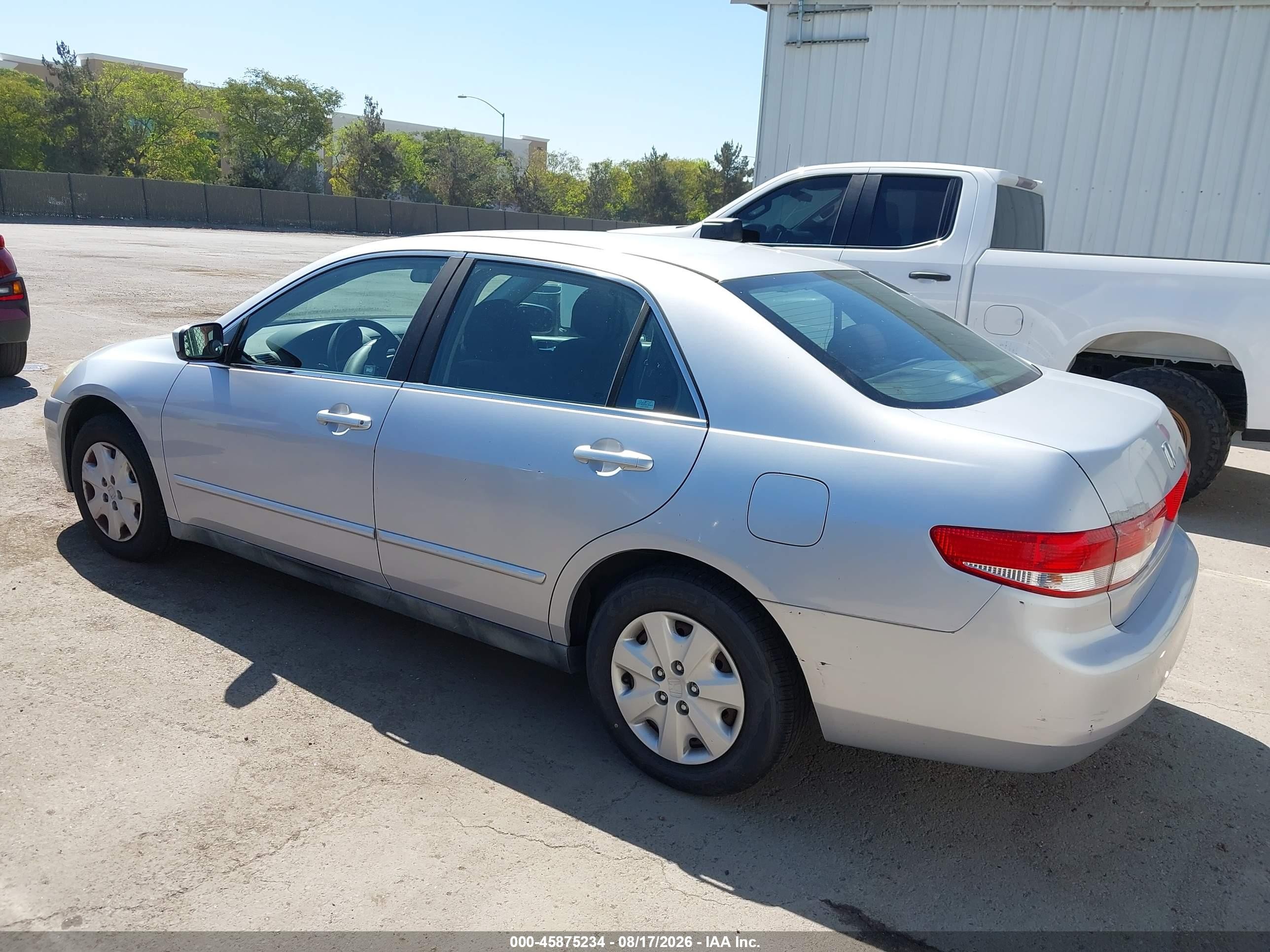 2004 Honda Accord 2.4 Lx Серебряный vin: 1HGCM56314A150748