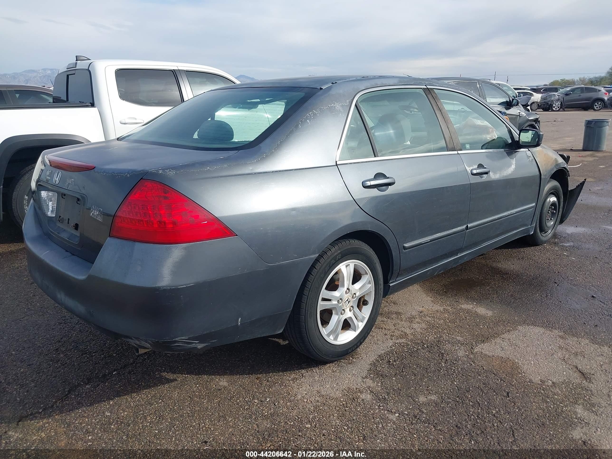 2006 Honda Accord 2.4 Se Серый vin: 1HGCM56316A146640