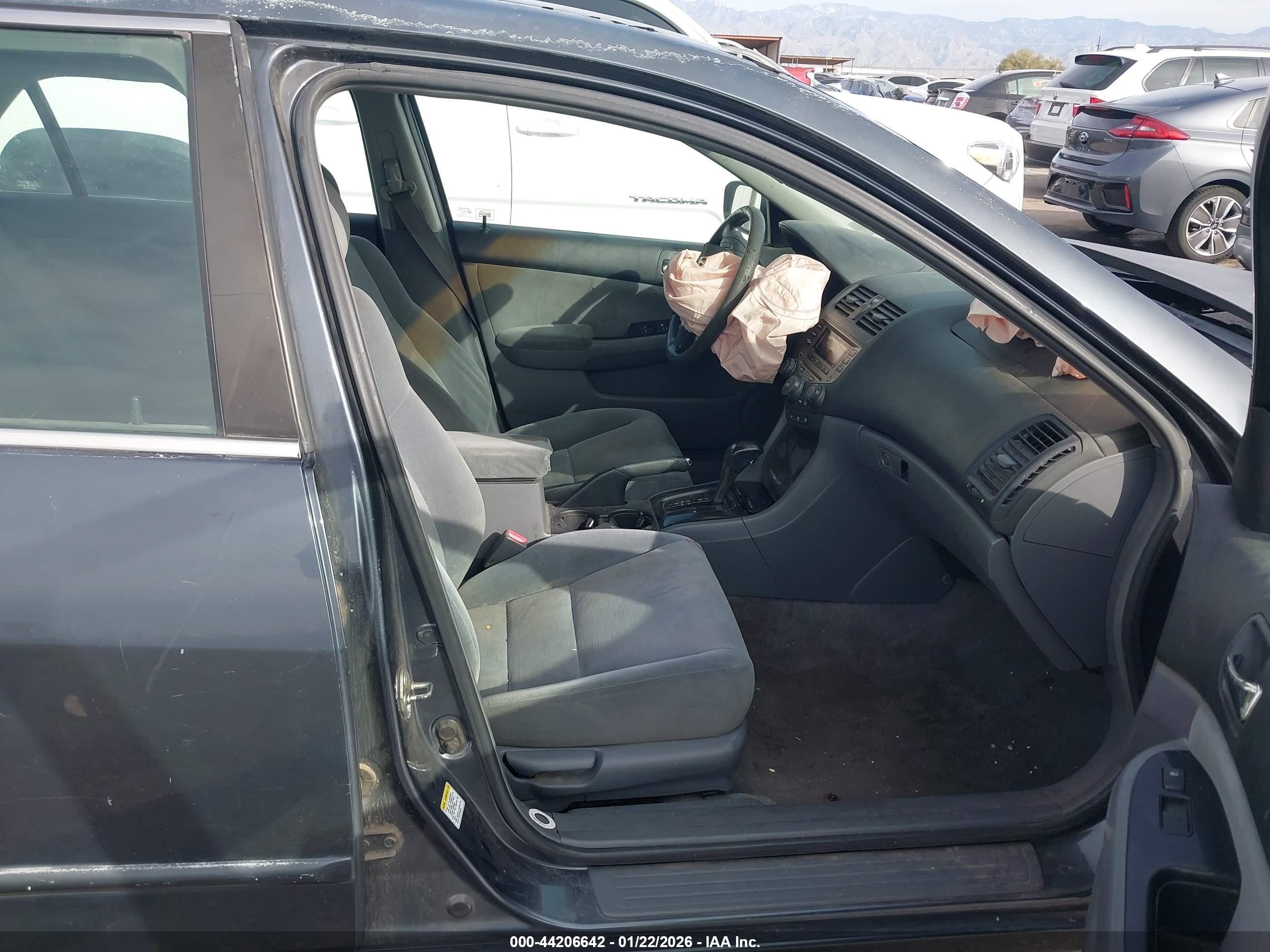 2006 Honda Accord 2.4 Se Серый vin: 1HGCM56316A146640