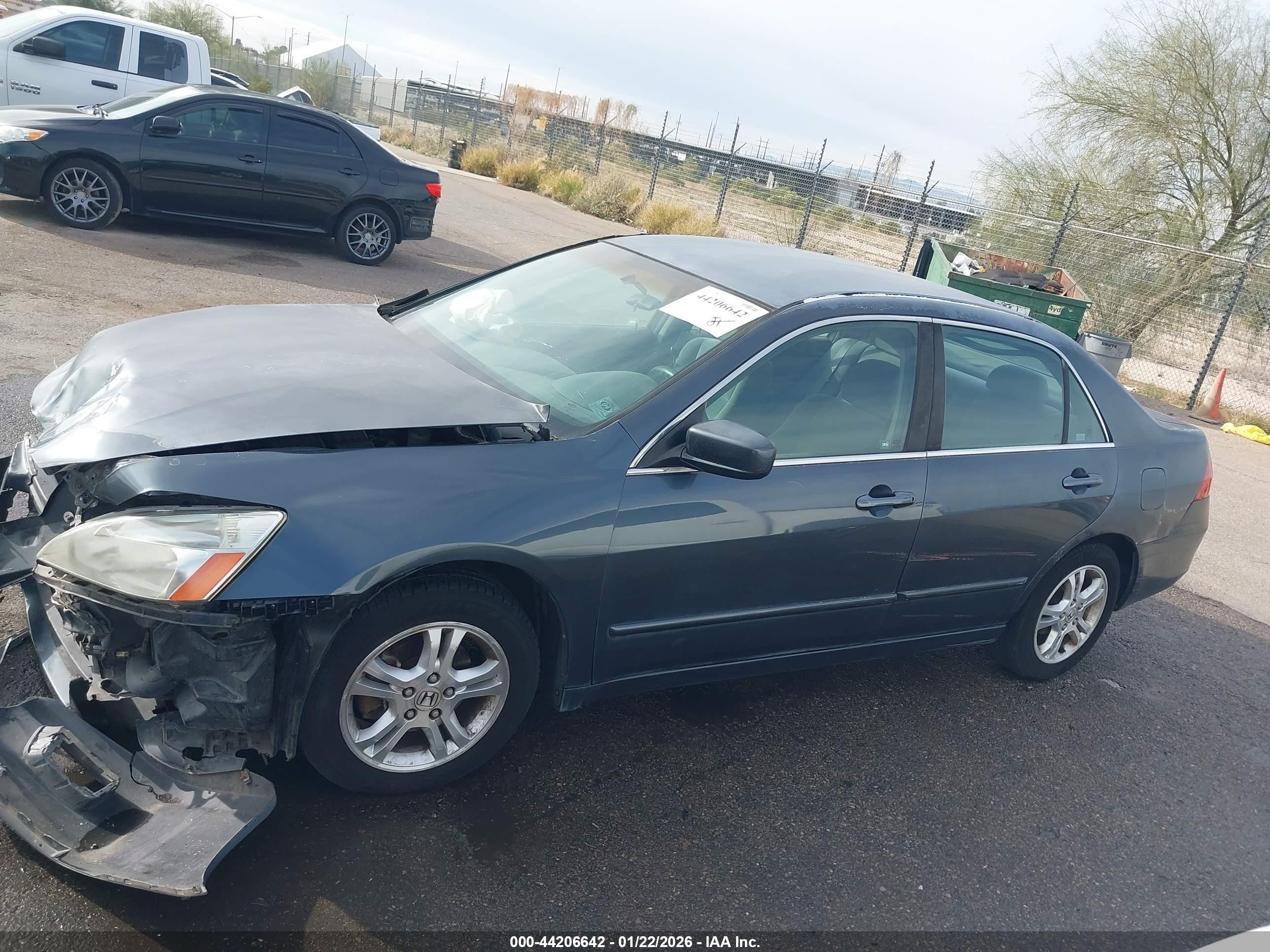2006 Honda Accord 2.4 Se Серый vin: 1HGCM56316A146640