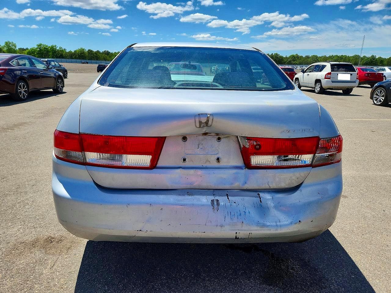 2003 Honda Accord Lx Silver vin: 1HGCM56323A007354