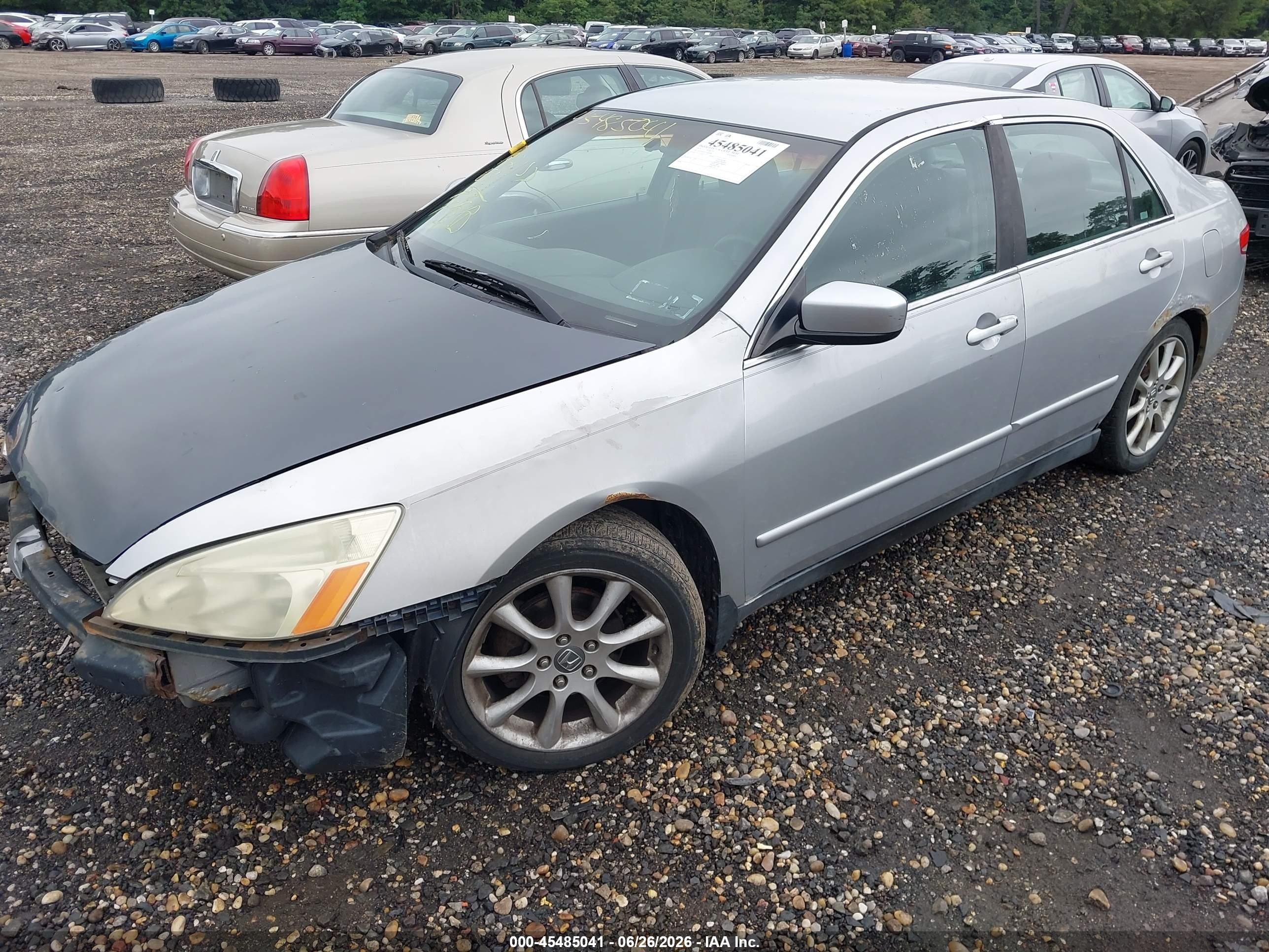 2003 Honda Accord 2.4 Lx Silver vin: 1HGCM56323A049684