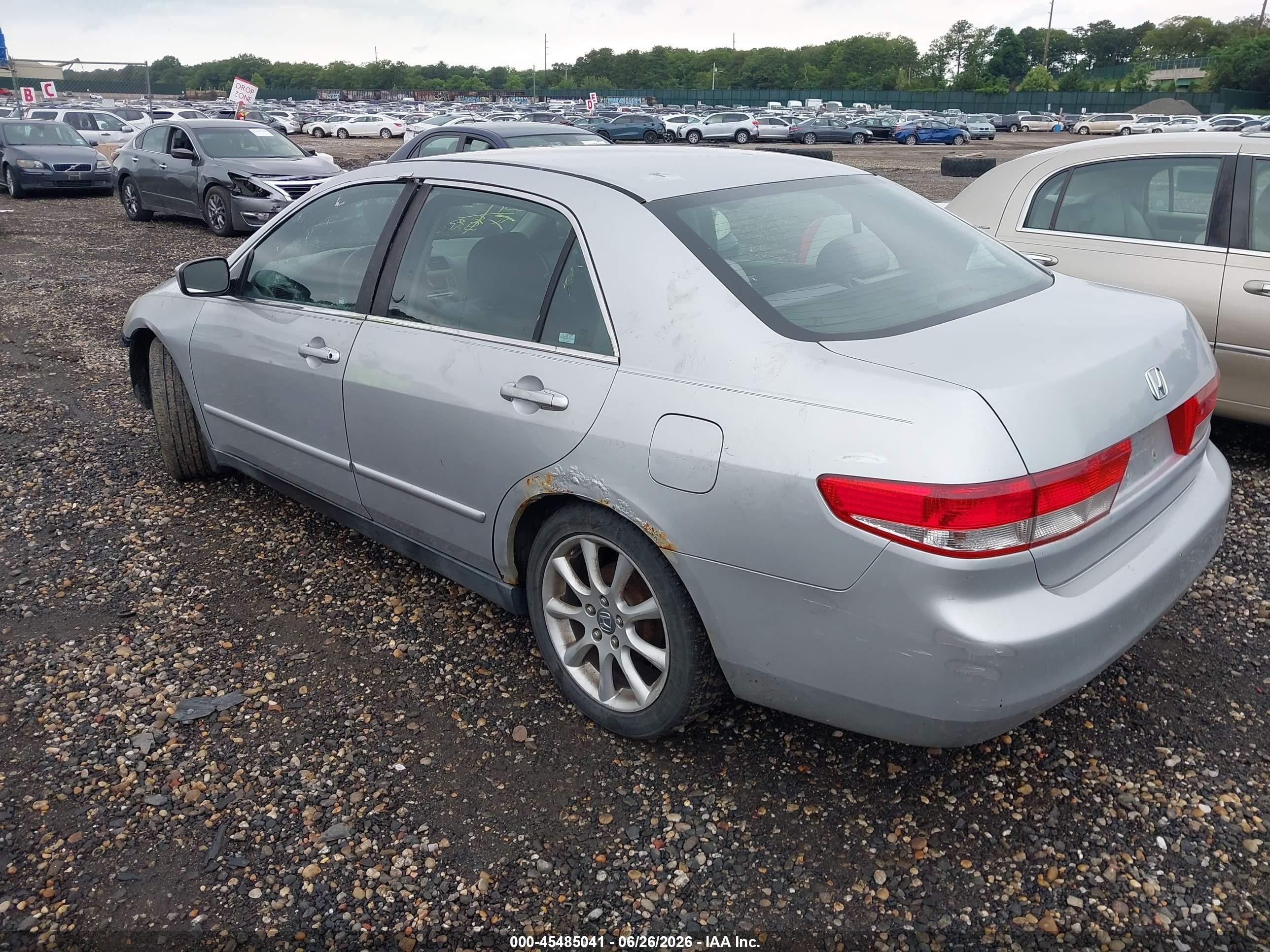 2003 Honda Accord 2.4 Lx Silver vin: 1HGCM56323A049684