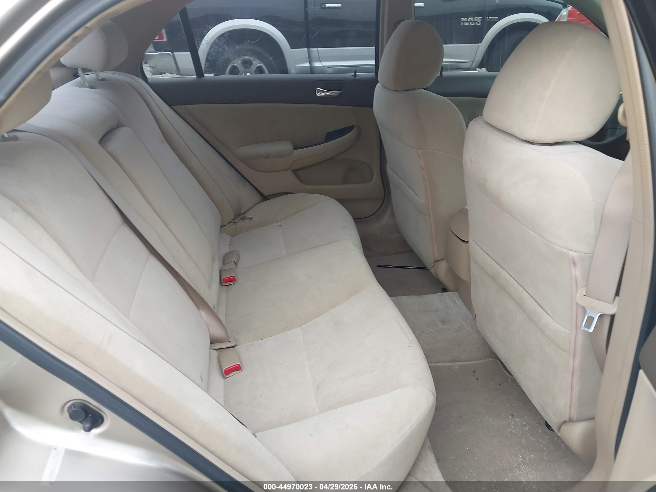 2003 Honda Accord 2.4 Lx Champagne vin: 1HGCM56323A077341