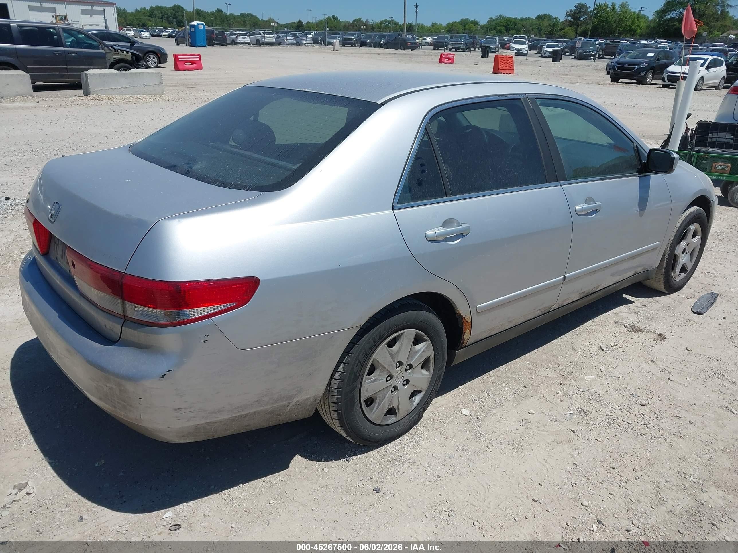 2003 Honda Accord 2.4 Lx Серебряный vin: 1HGCM56323A102996