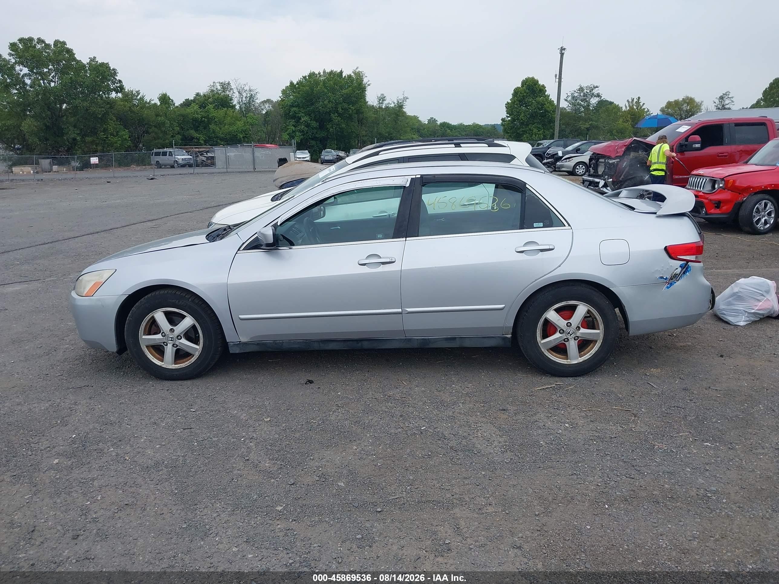 2003 Honda Accord 2.4 Lx Silver vin: 1HGCM56323A144522