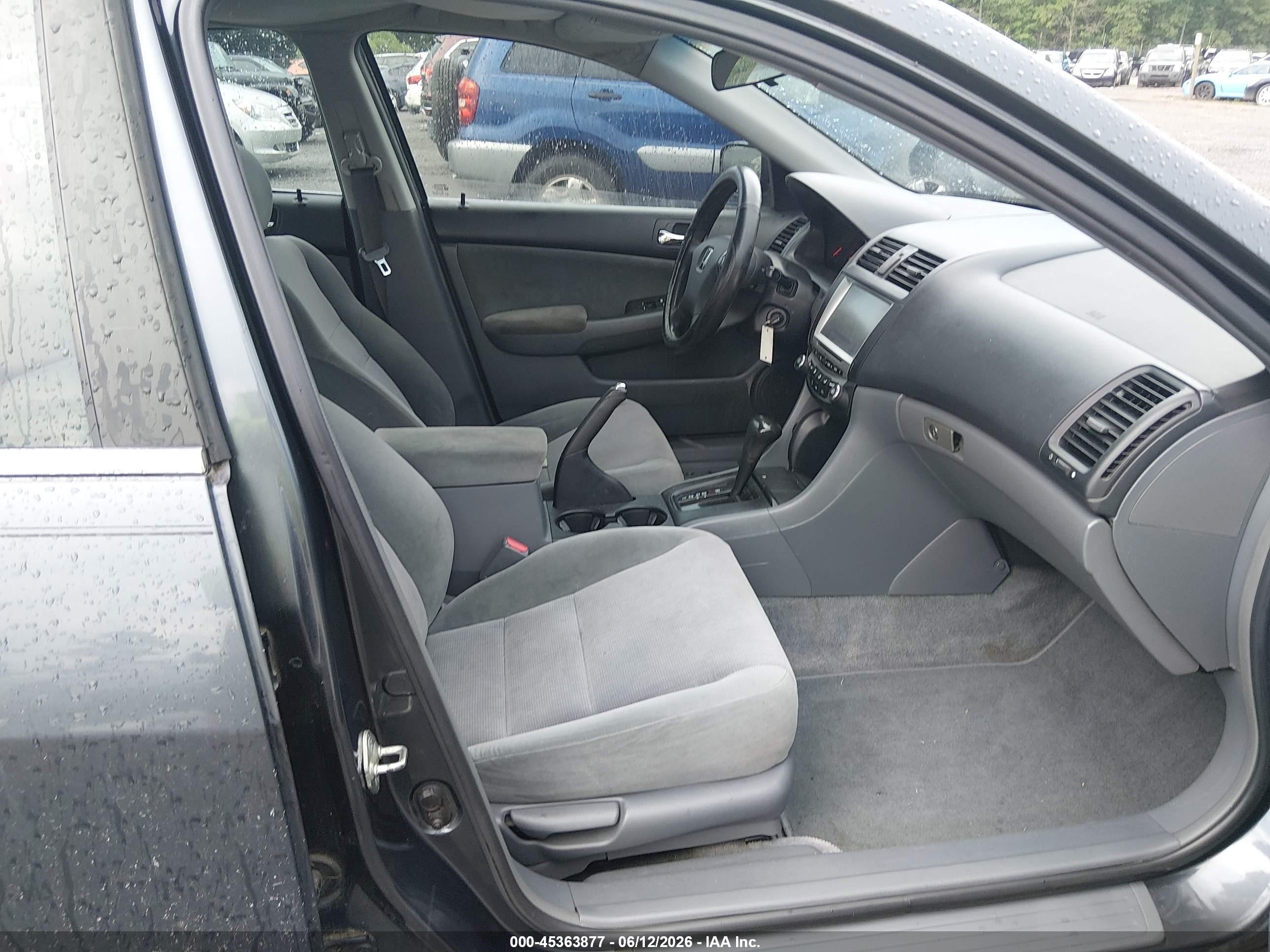 2004 Honda Accord 2.4 Lx Gray vin: 1HGCM56324A109898