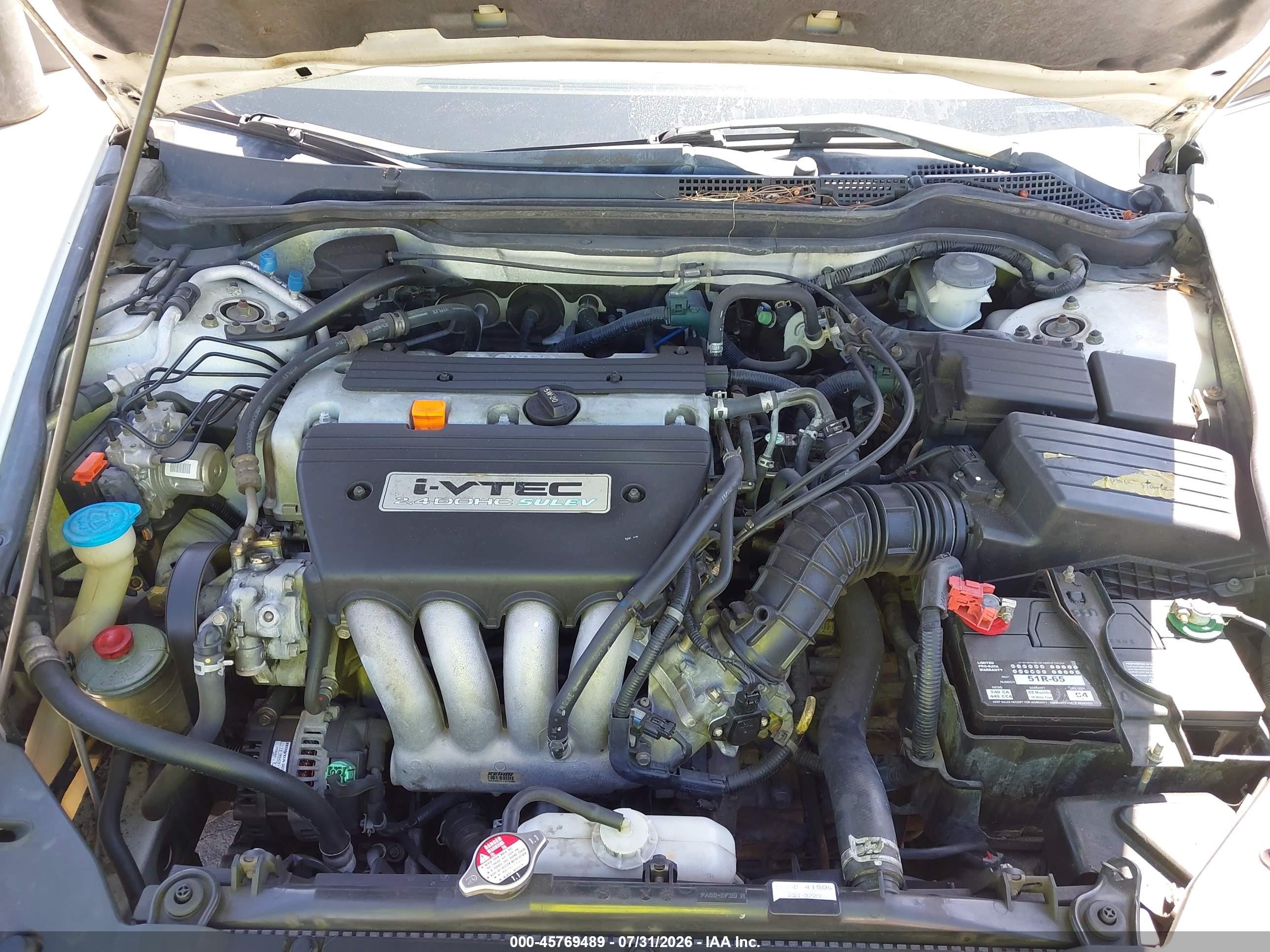 2004 Honda Accord 2.4 Lx Белый vin: 1HGCM56324A111554