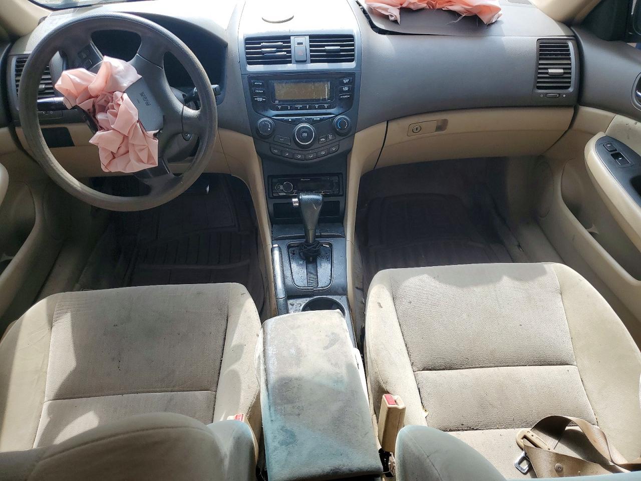 2004 Honda Accord Lx Gold vin: 1HGCM56324A130430