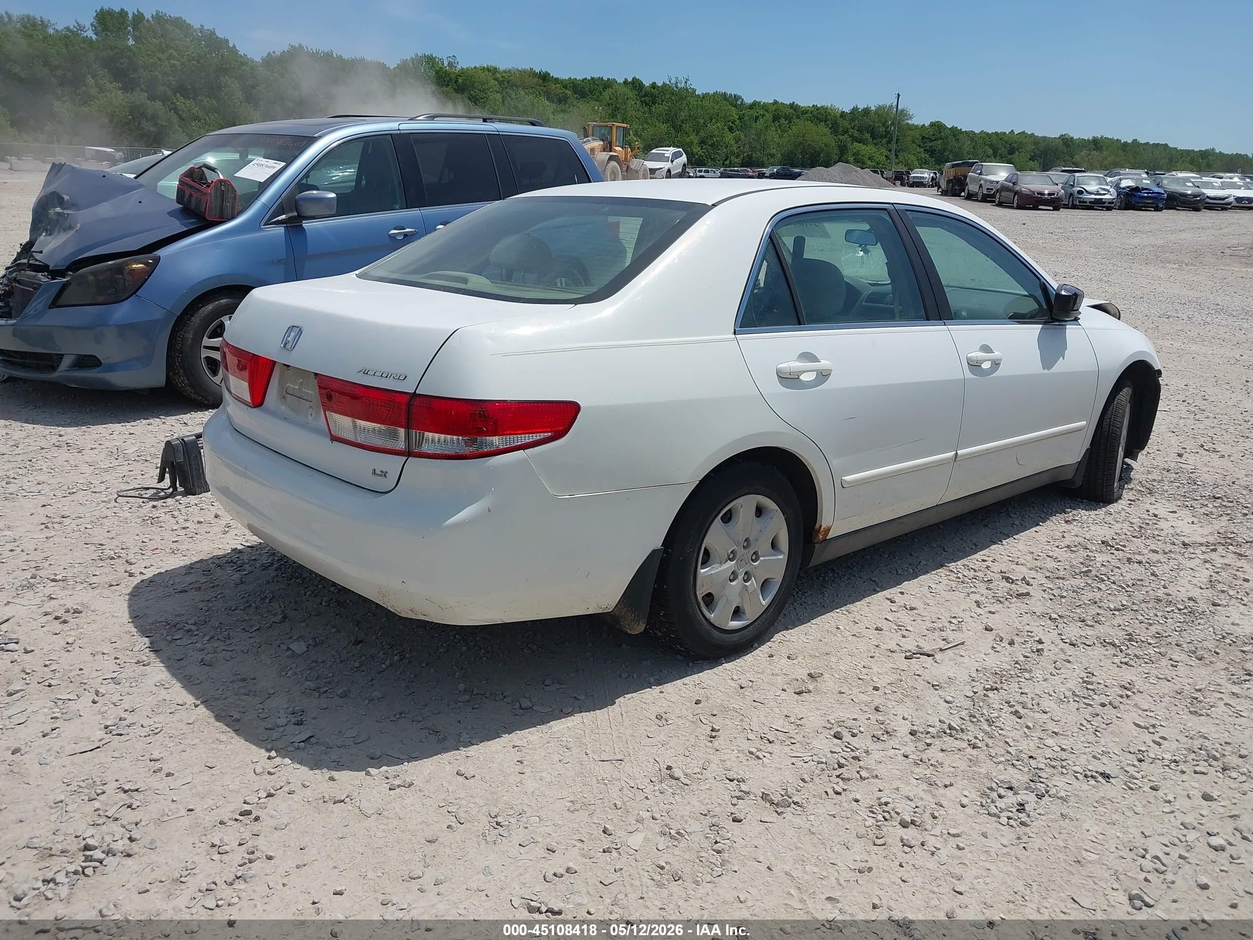2004 Honda Accord 2.4 Lx White vin: 1HGCM56324A156431