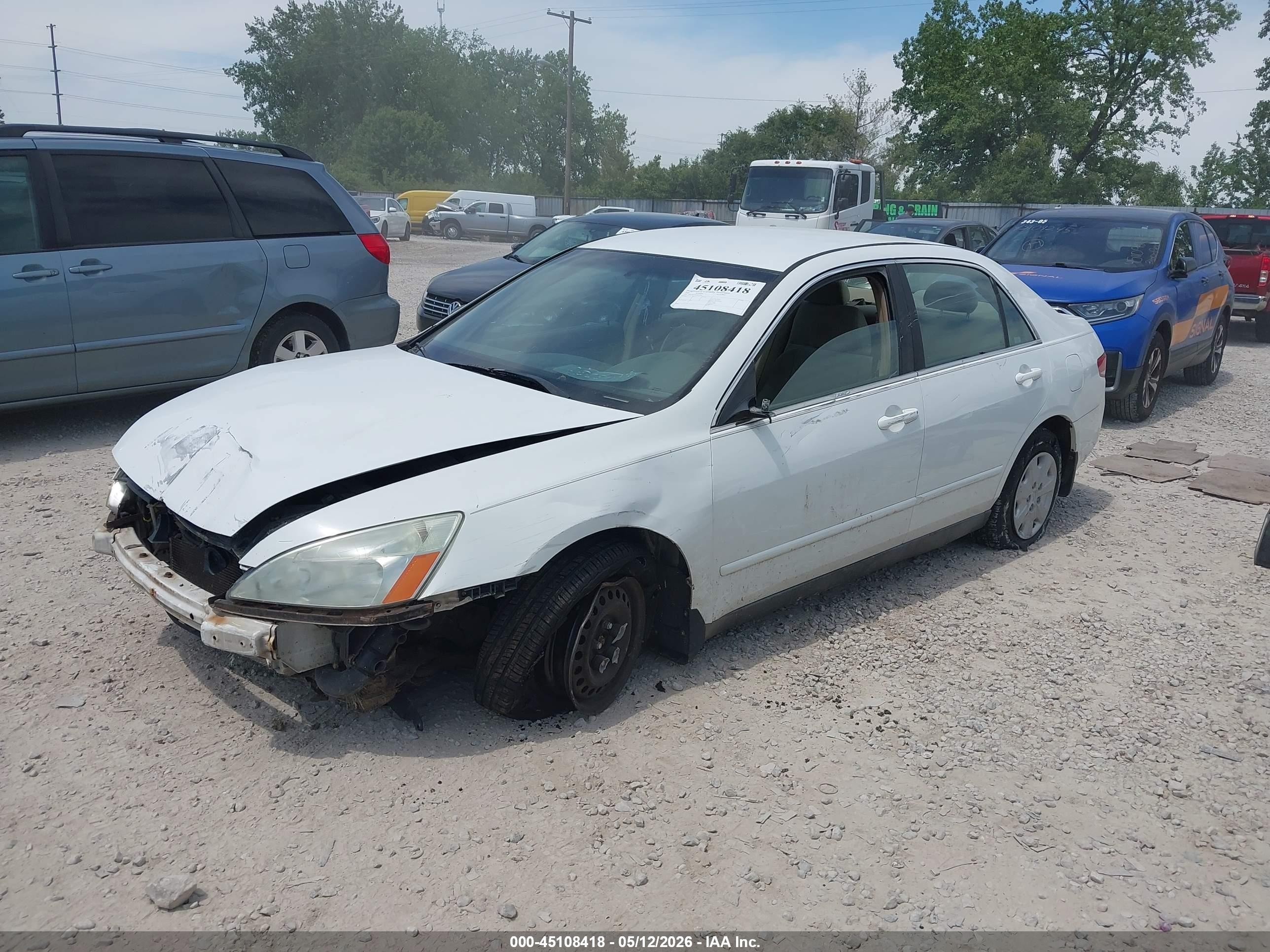2004 Honda Accord 2.4 Lx White vin: 1HGCM56324A156431