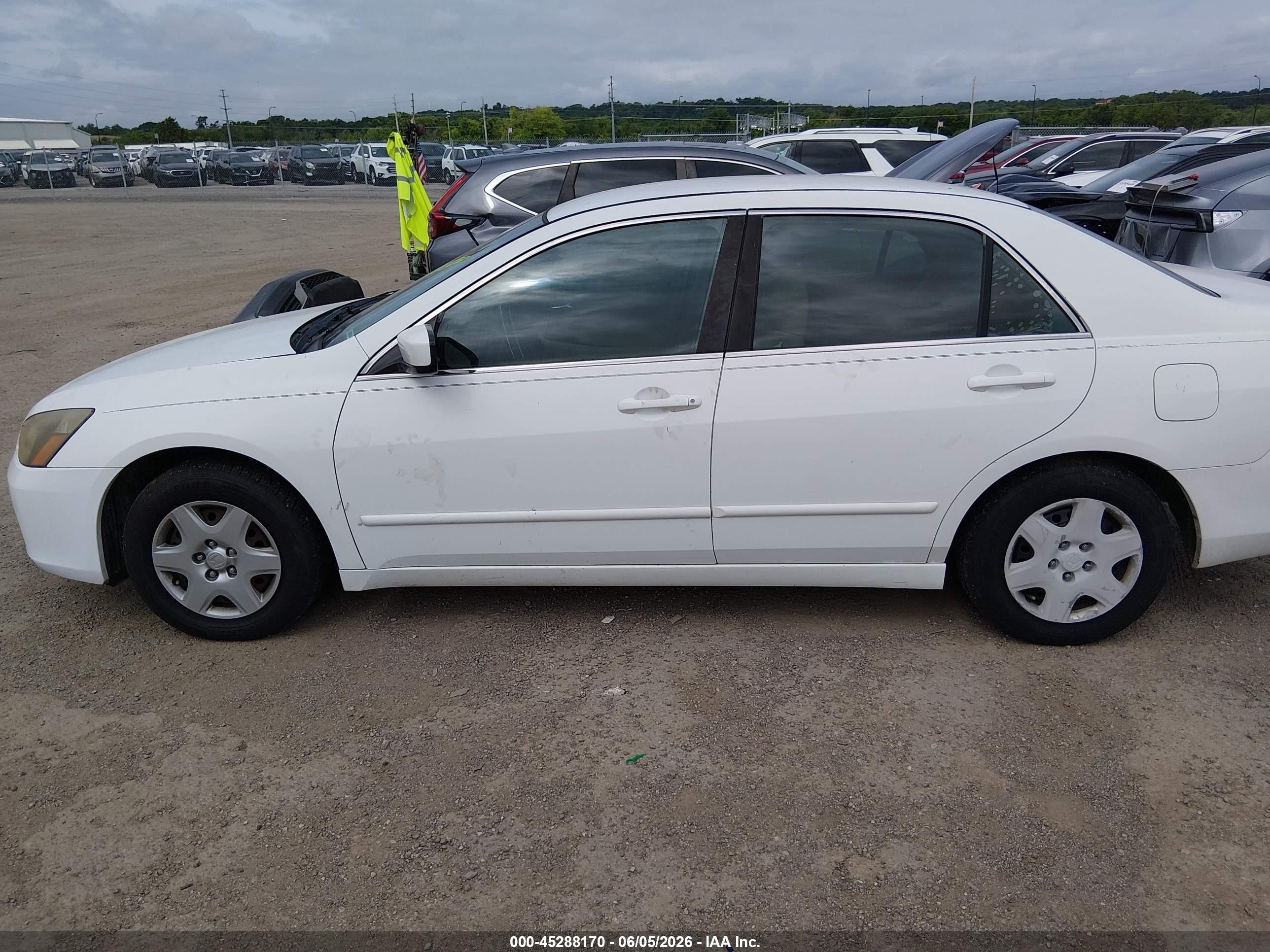 2007 Honda Accord 2.4 Se Белый vin: 1HGCM56327A131064