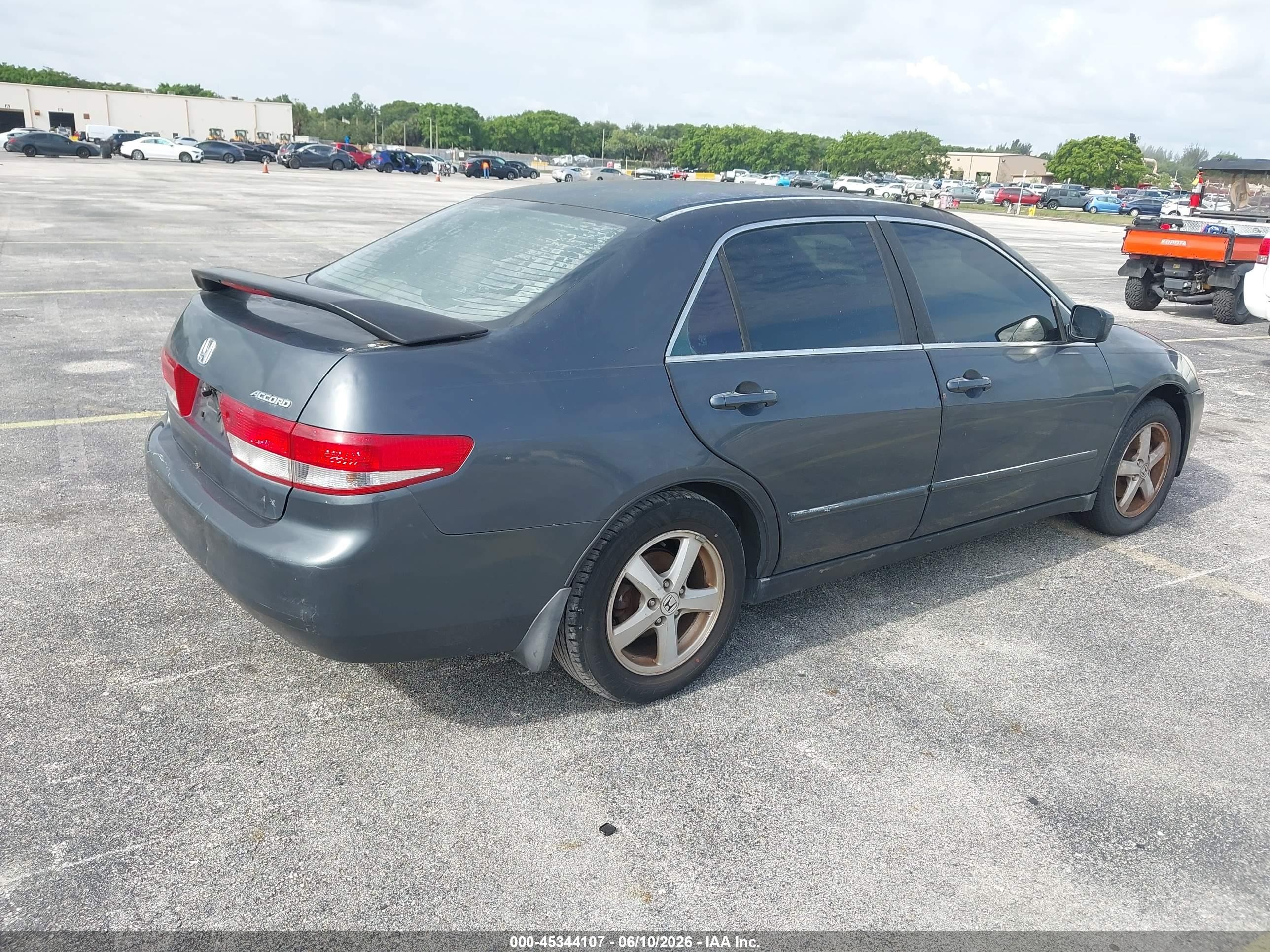 2003 Honda Accord 2.4 Lx Gray vin: 1HGCM56333A076070