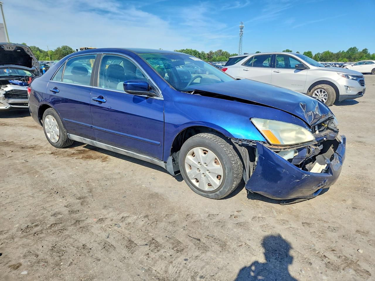 2004 Honda Accord Lx Blue vin: 1HGCM56334A053082