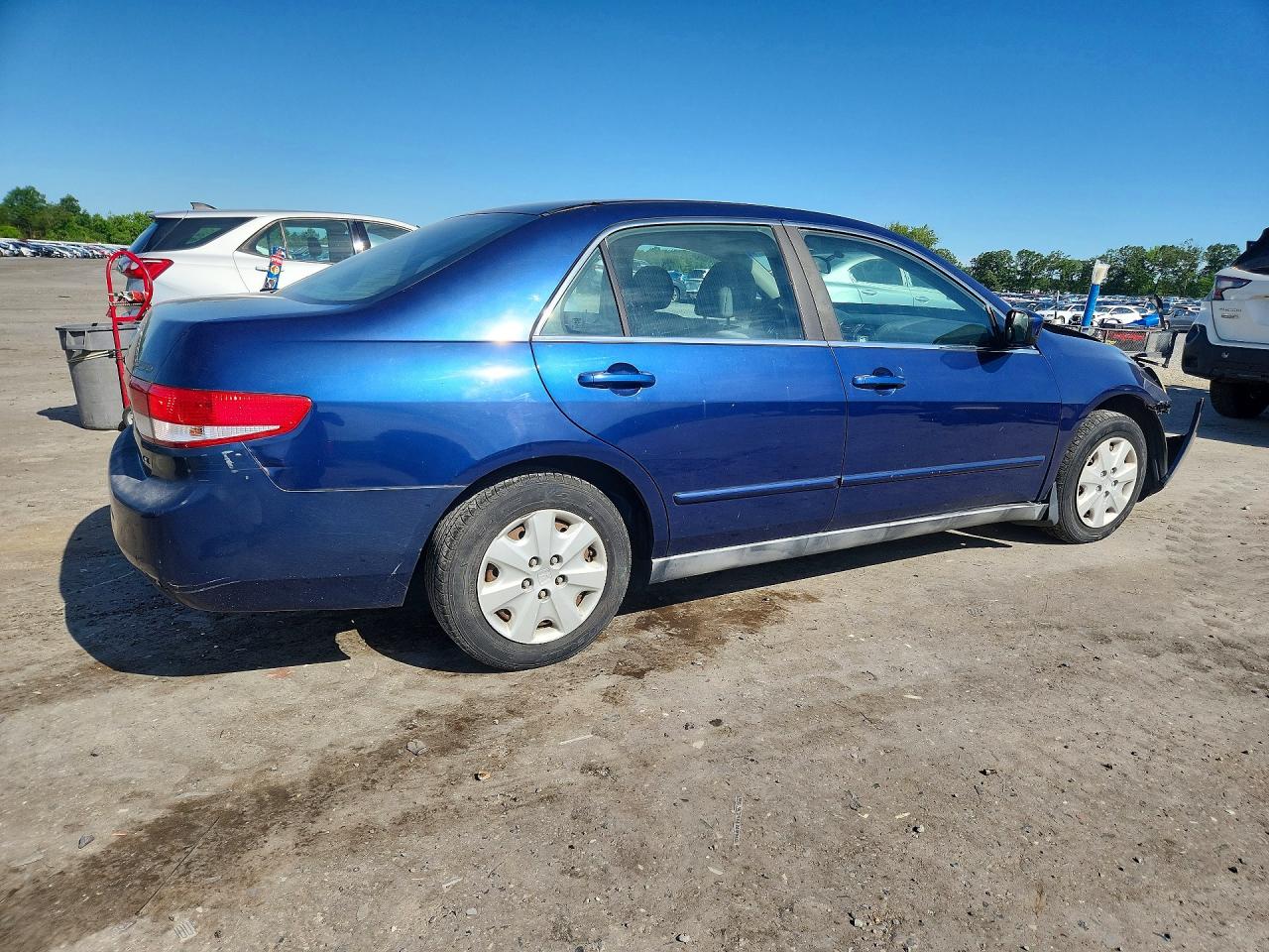 2004 Honda Accord Lx Blue vin: 1HGCM56334A053082