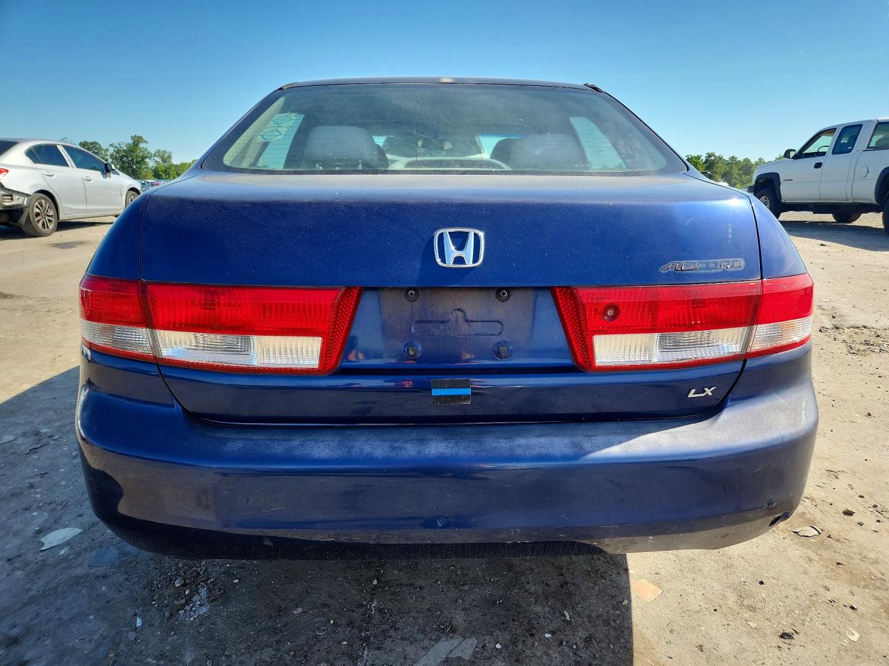 2004 Honda Accord Lx Blue vin: 1HGCM56334A053082