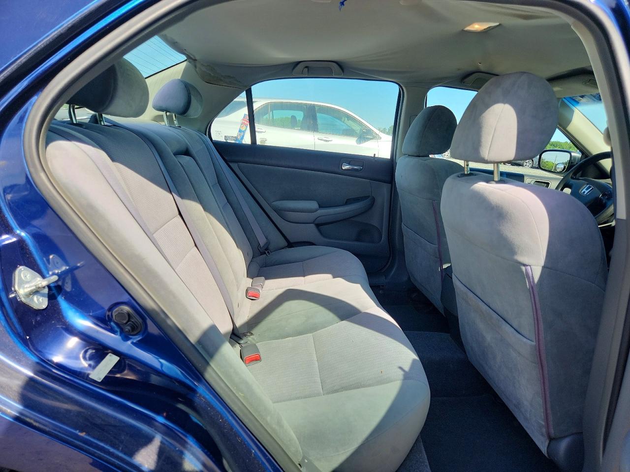 2004 Honda Accord Lx Blue vin: 1HGCM56334A053082