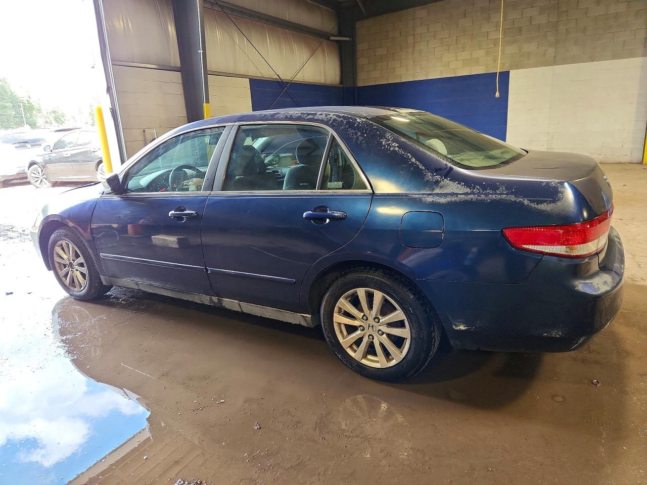 2004 Honda Accord Lx Blue vin: 1HGCM56334A134616