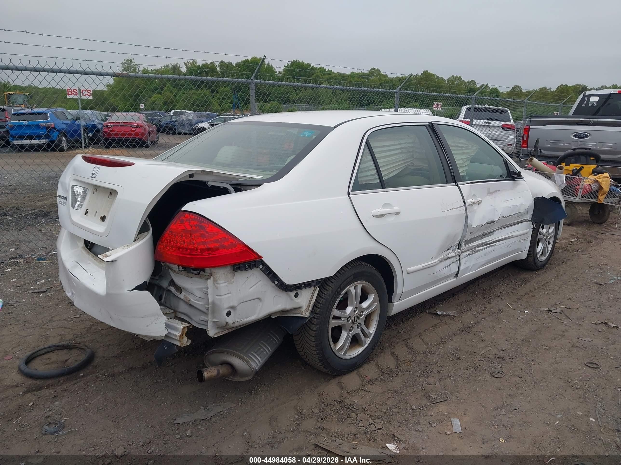 2006 Honda Accord 2.4 Se Белый vin: 1HGCM56336A180286