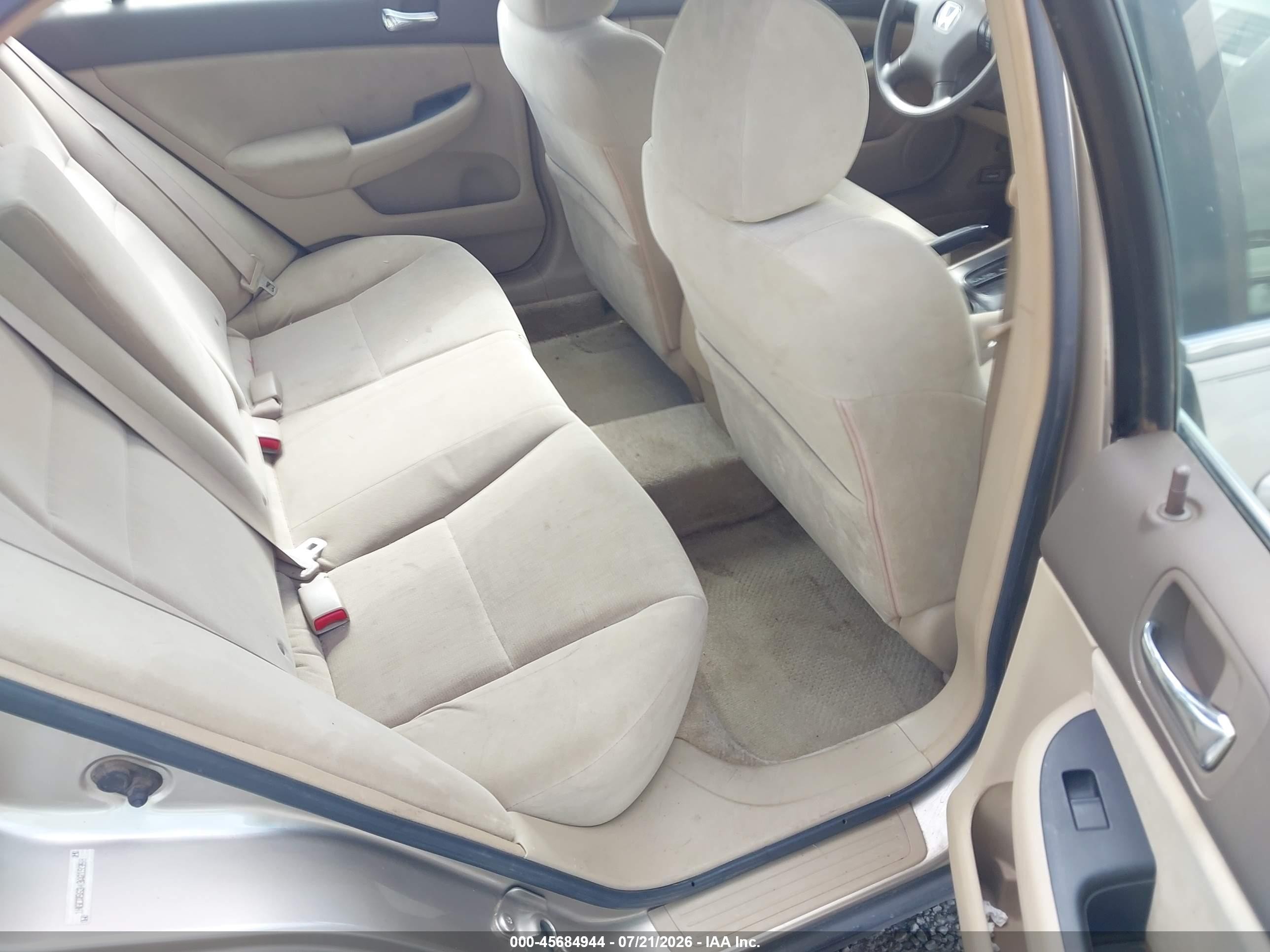 2003 Honda Accord Sdn Lx Gold vin: 1HGCM56343A019358